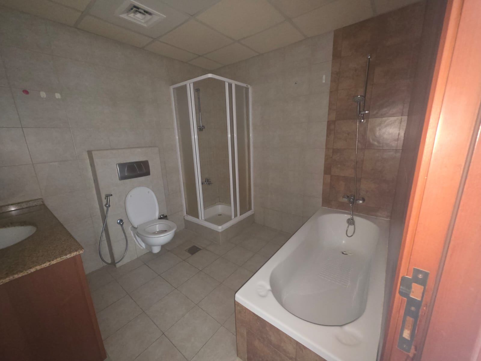 Marina View | High Floor | Chiller Free