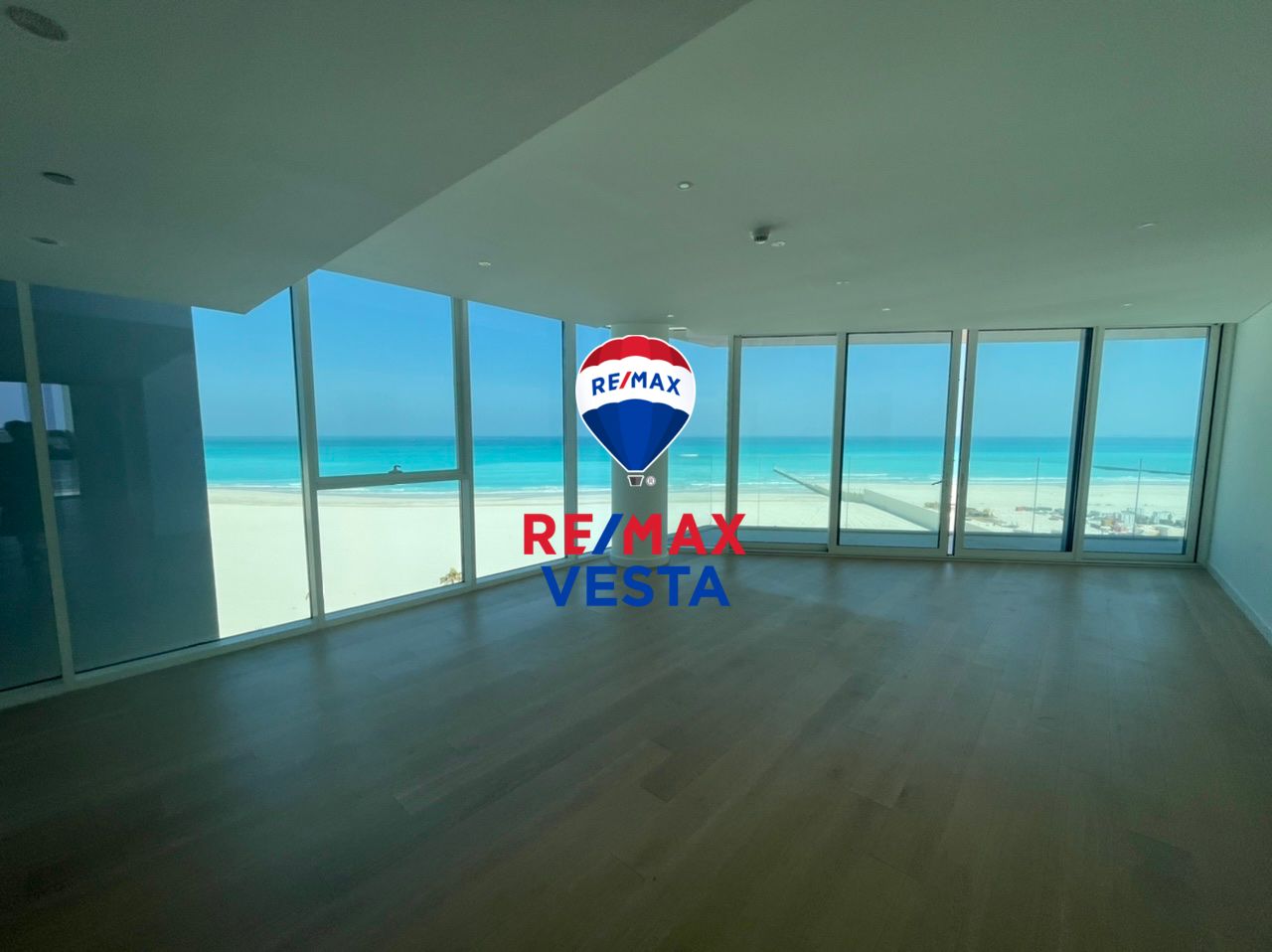 Unobstructed Sea View | Upgraded Unit | Largest Layout