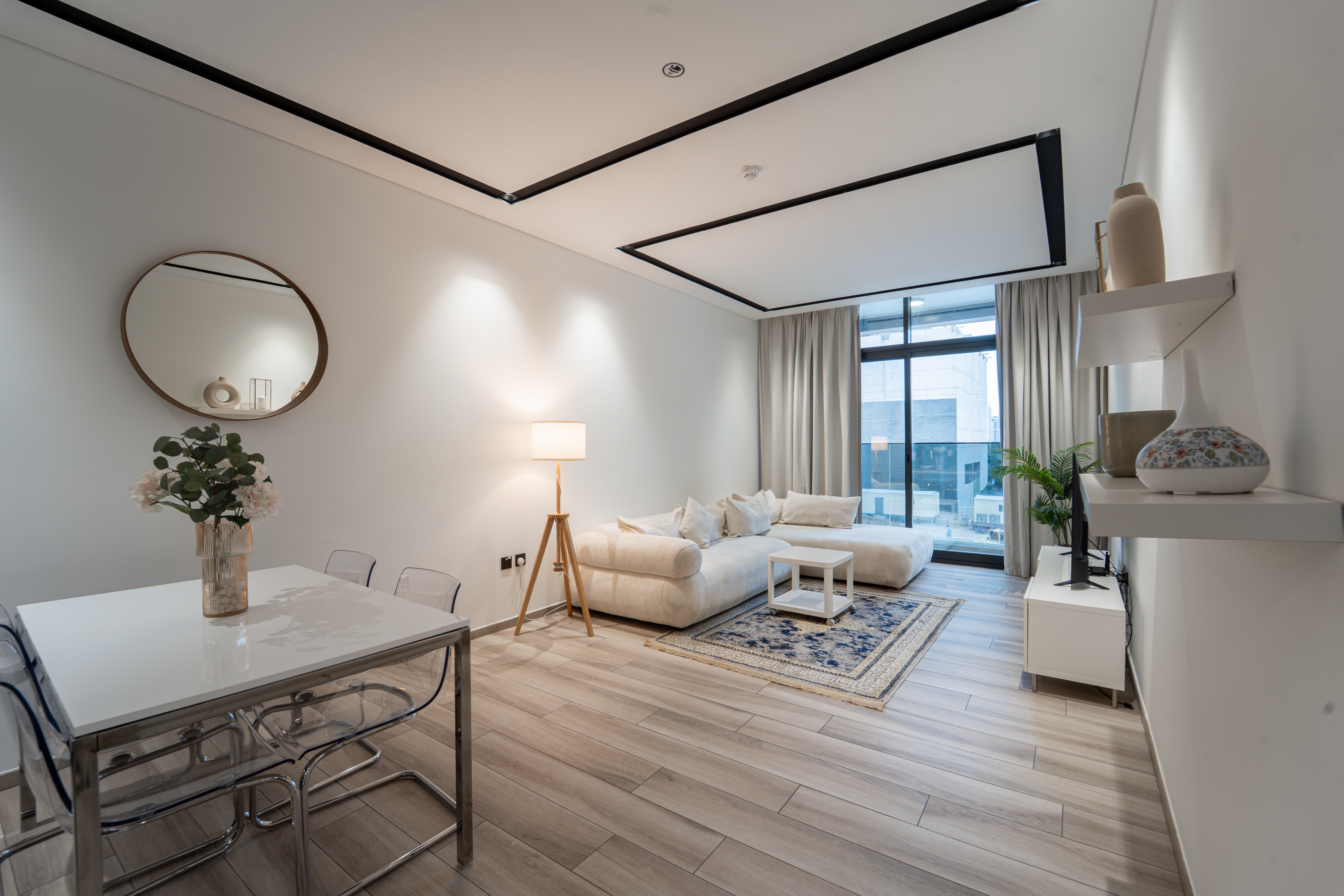 Furnished 1-bed apartment in Nicholas Residence