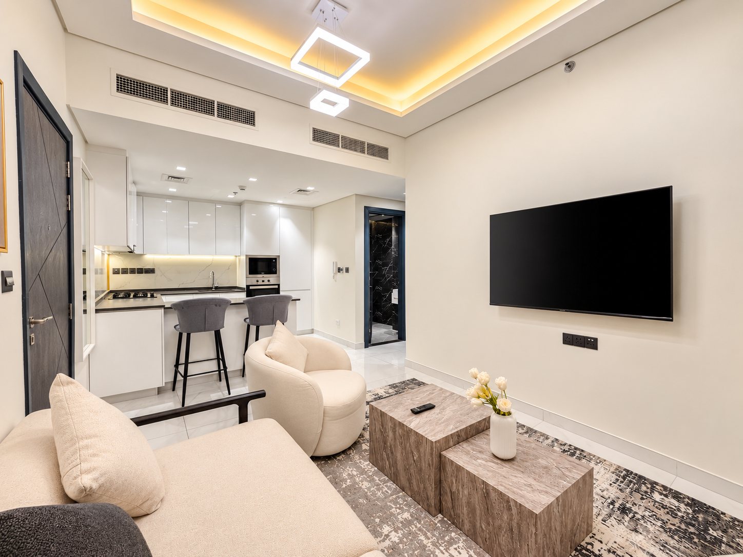 Furnished 2-bed apartment in Samana Golf Avenue