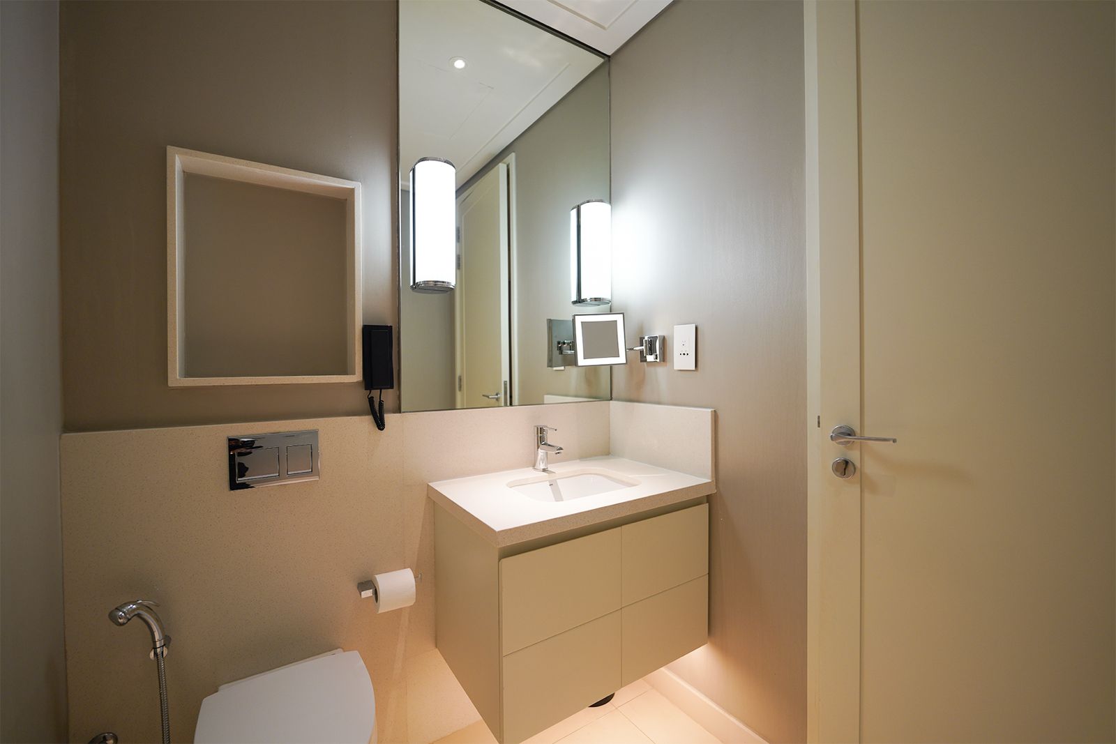 Burj Khalifa View | Furnished | All Bills Included