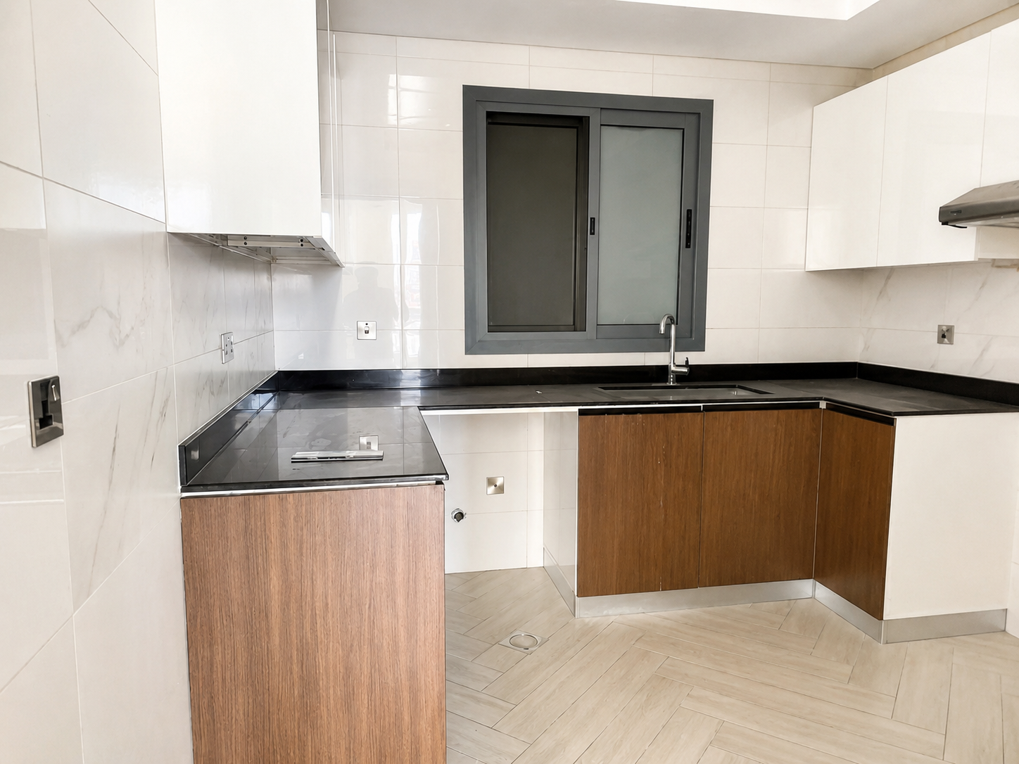 Spacious Layout | Open View | Ready to Move