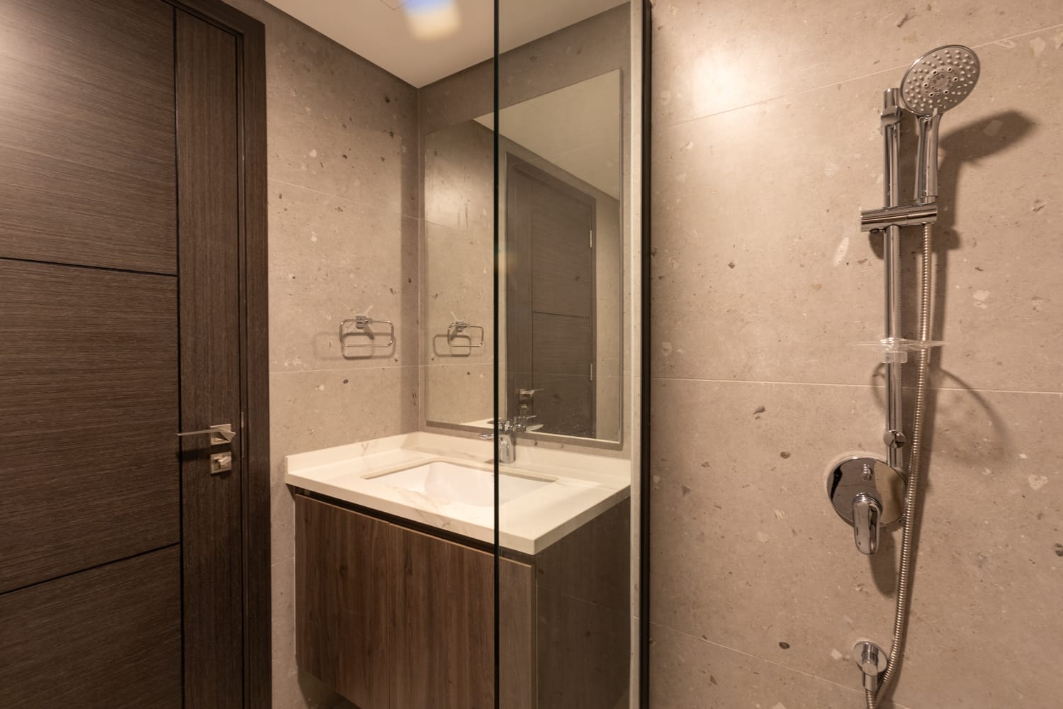 Brand NEW | Elegant Furnished | Smart Home