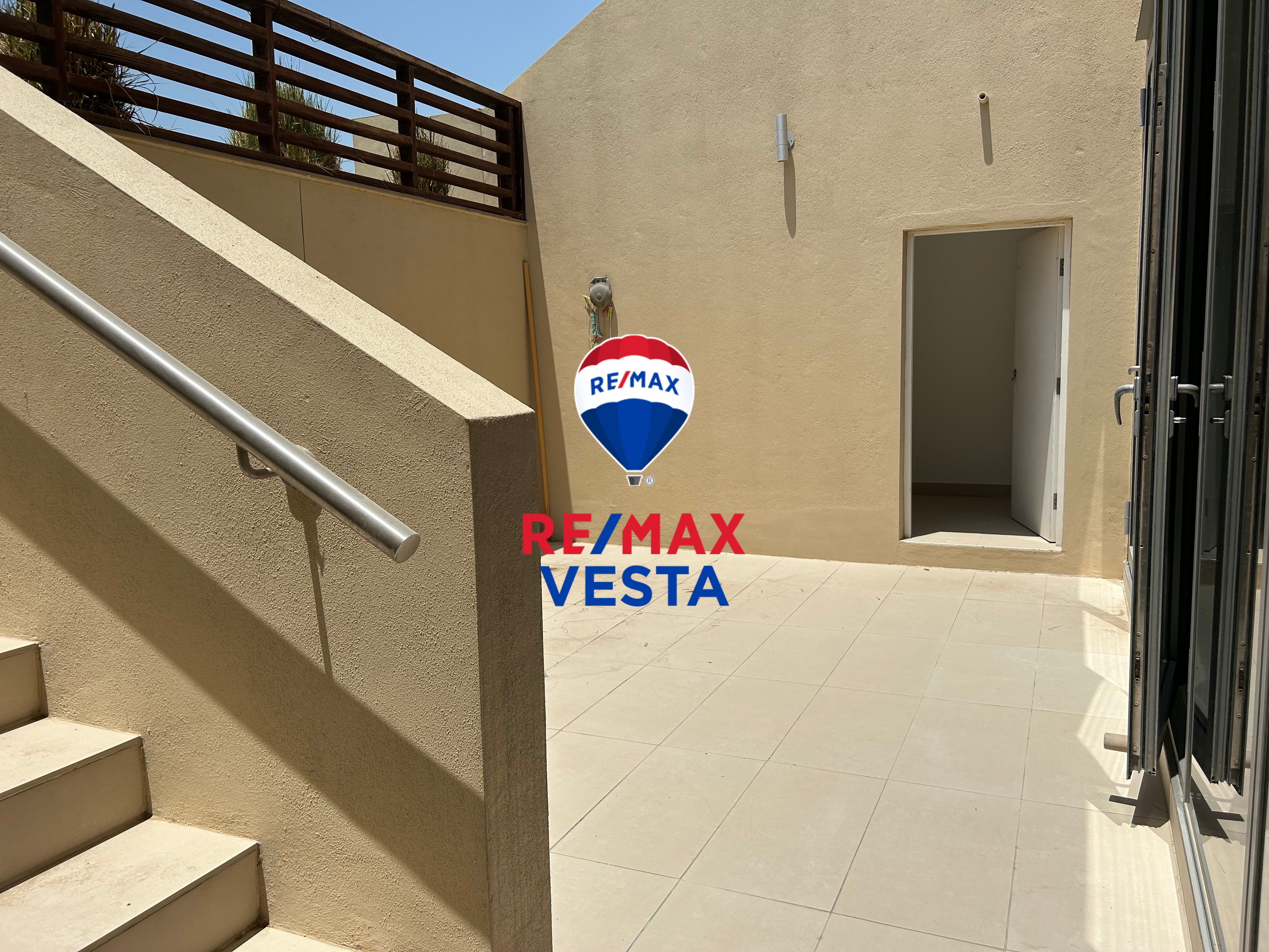 Upcoming Unit | Direct to Beach | Spacious Layout | Beach Access