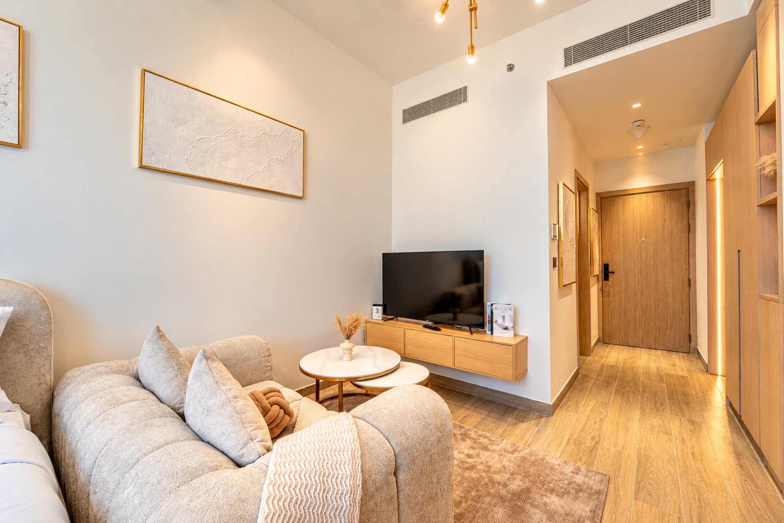 Furnished studio in Aura