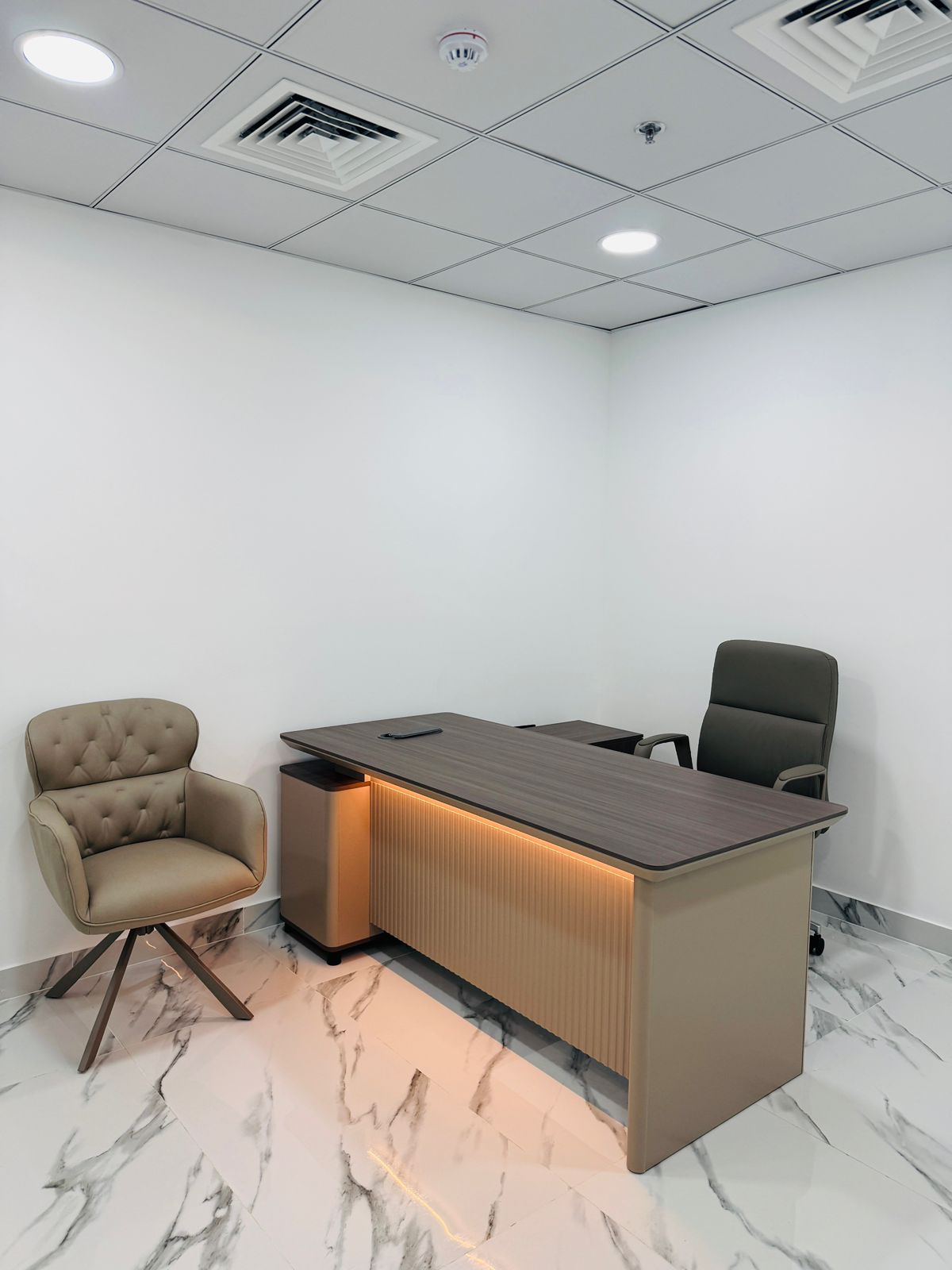 Furnished Office in Business Bay for Rent | Unit with Pantry & Private Conference Room