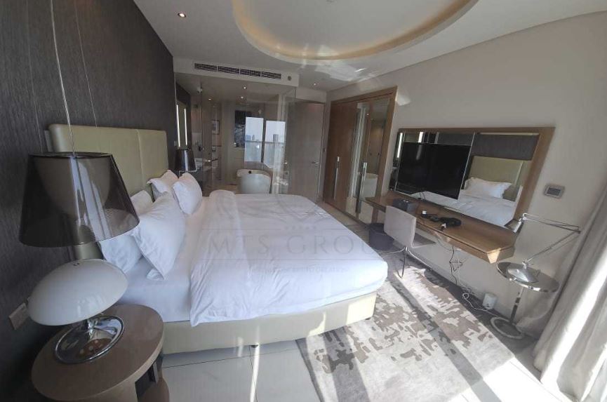 HIGH FLOOR | HUGE SPACIOUS LAYOUT | PRIME LOCATION