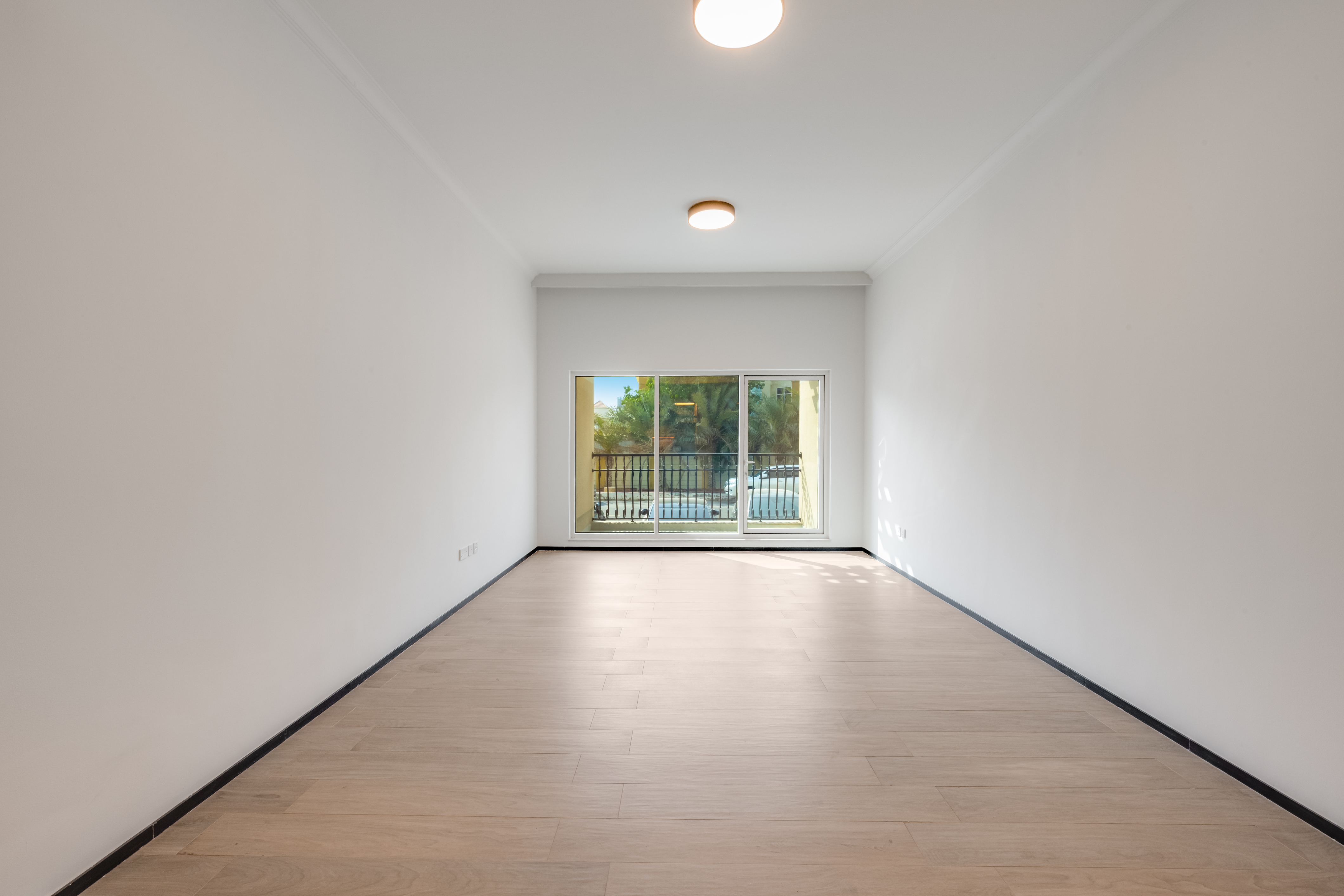 Bright Apartment | Great Layout | Amber Residency | Vacant