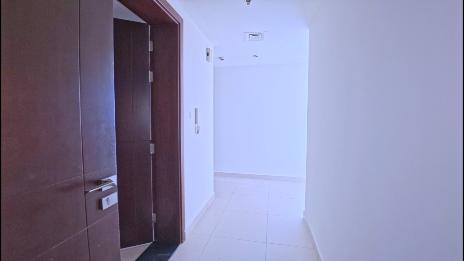 Spacious | Unfurnished | Bright & Well Maintained