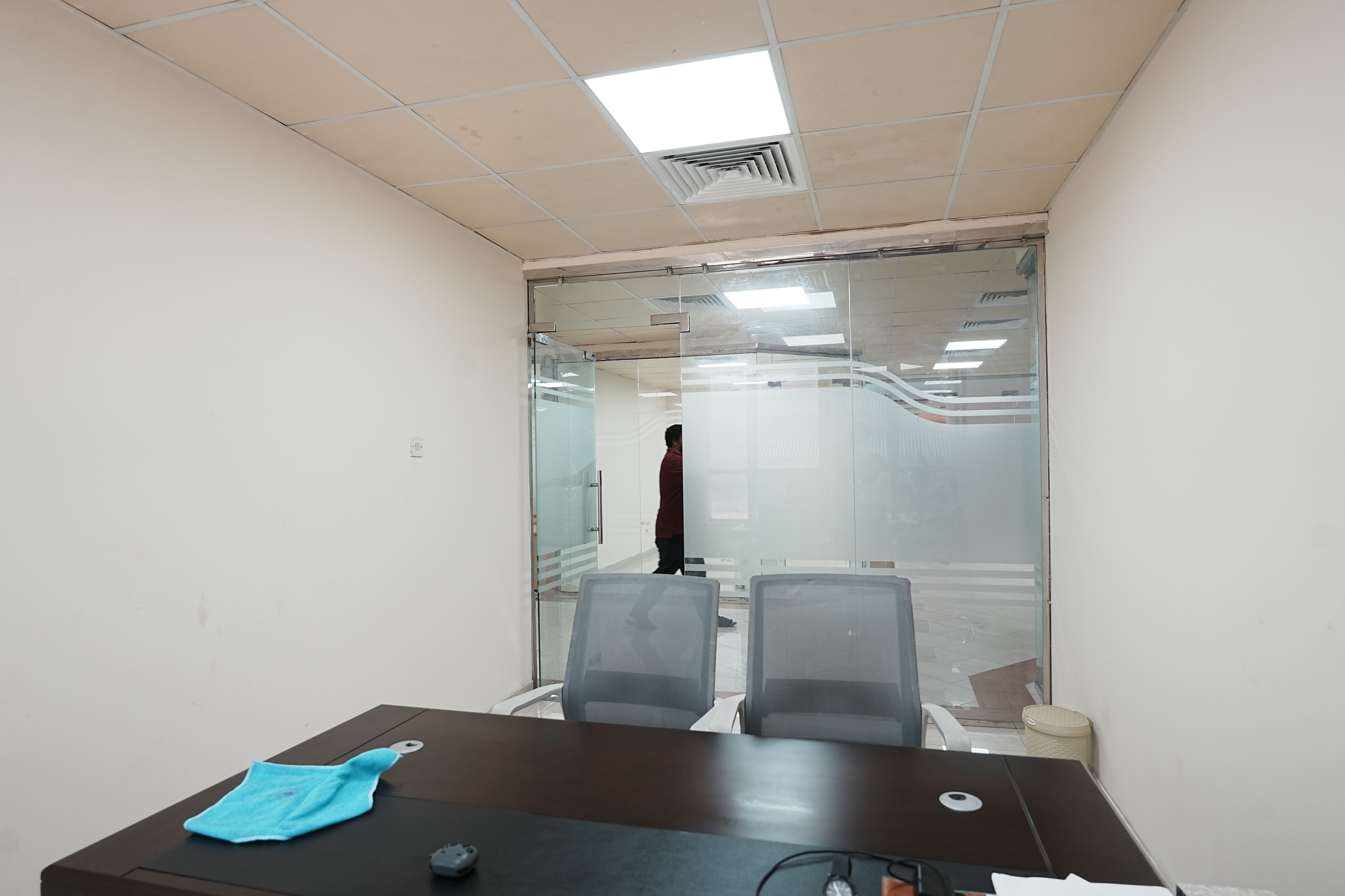 Fully Furnished Office | Prime Diera Location | Ready to Move In | Near Metro Access