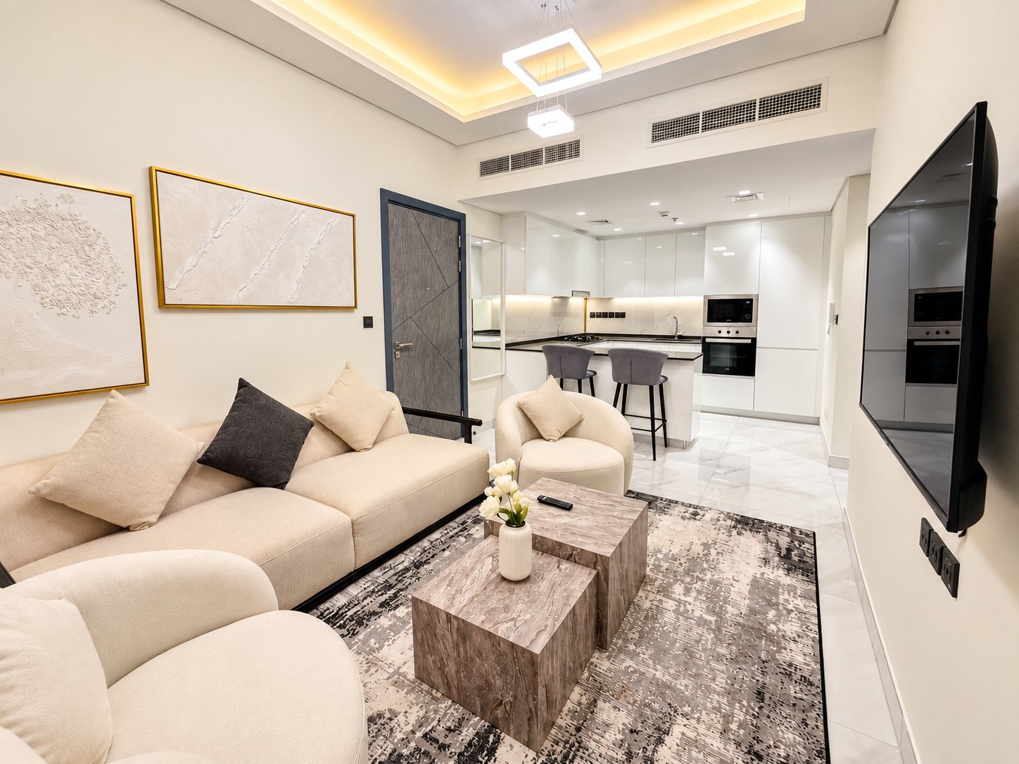Furnished 2-bed apartment in Samana Golf Avenue