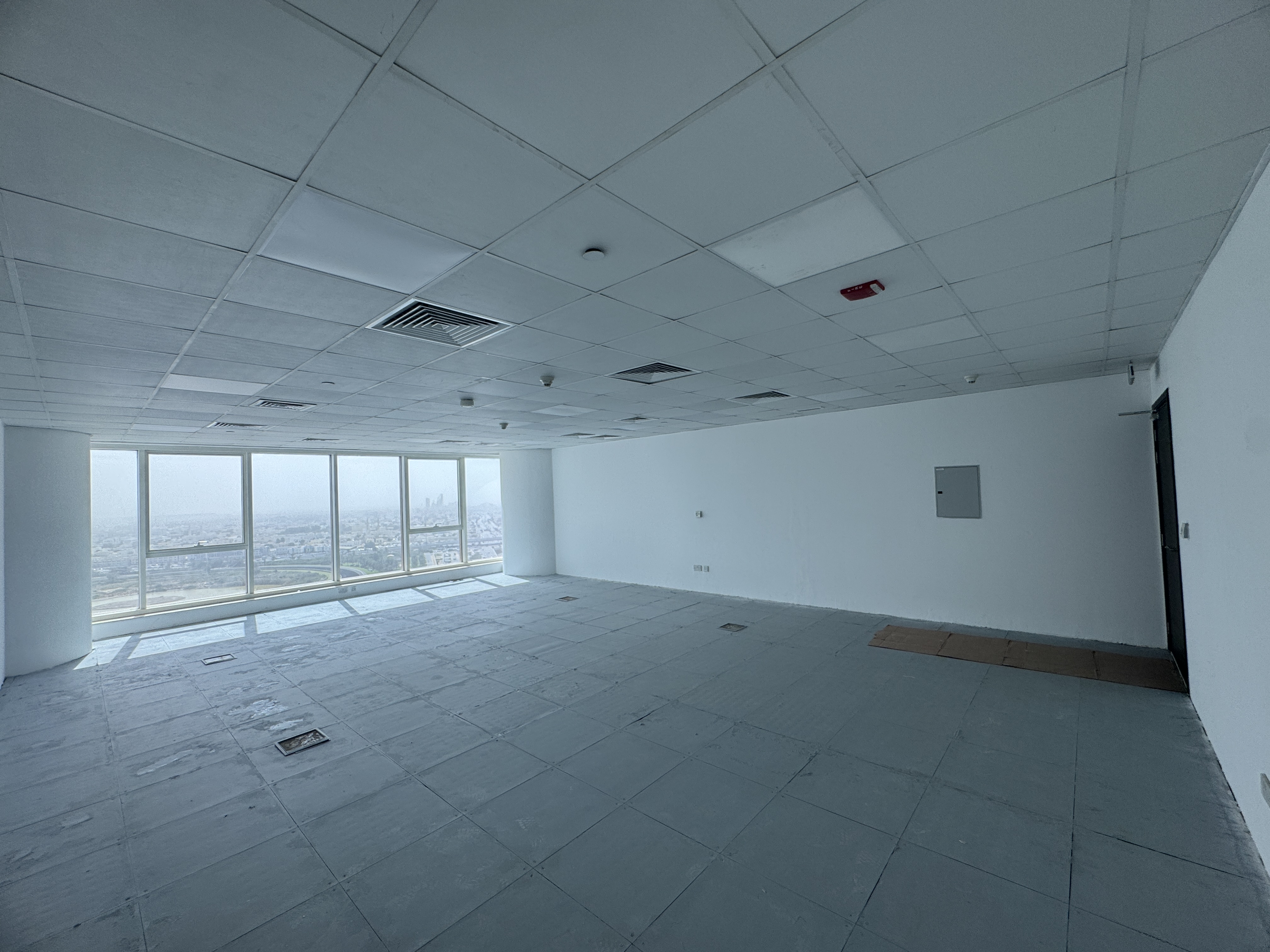Spacious Office | Ready to Move-in | Churchill Towers