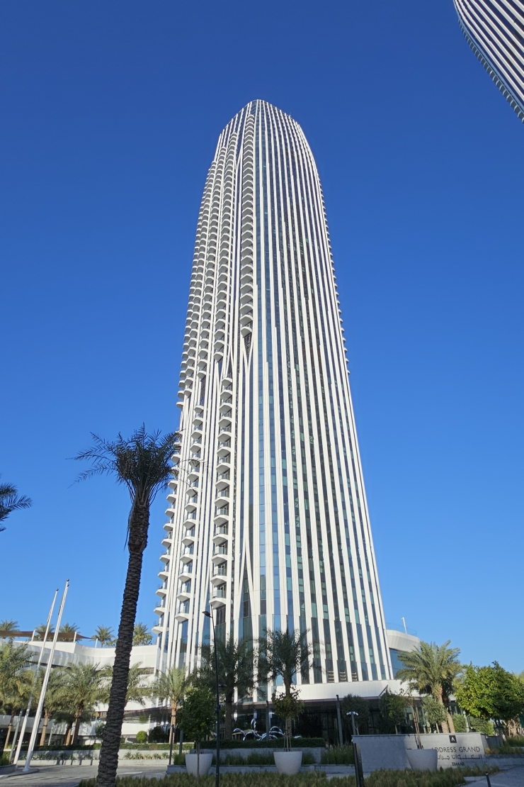 Spacious 2-Bedroom Apartment with Stunning Views photo 2