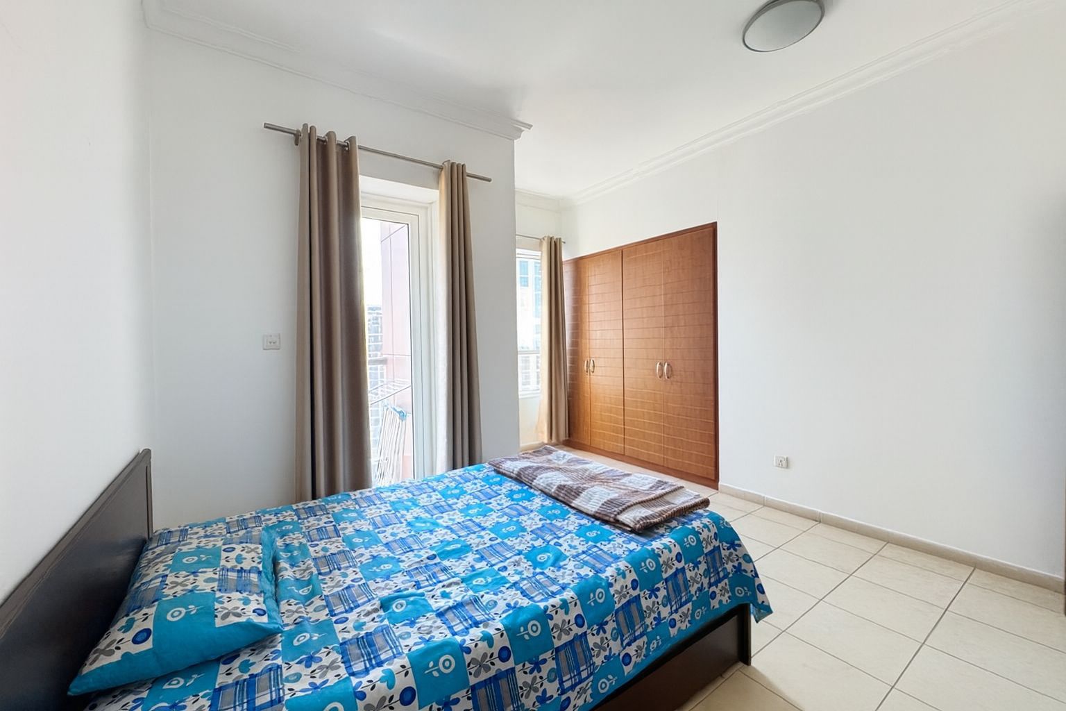 Furnished 2BR | Lake & Green View | High Floor · image 8