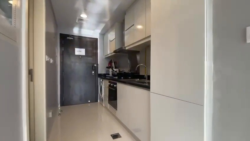 Prime Location | Fully Furnished | Ready to Move · صورة 6
