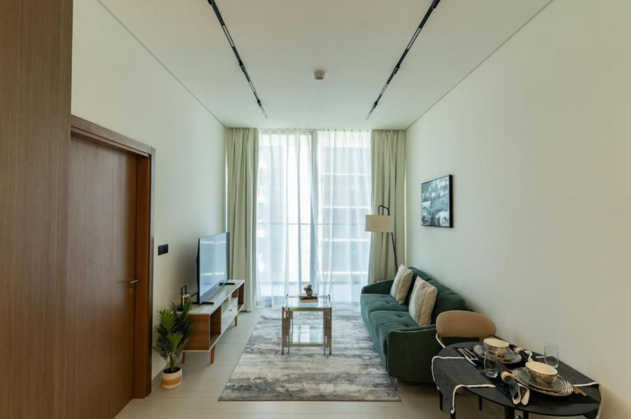 Canal View Residence | Luxury Living | Resort-Style Amenities