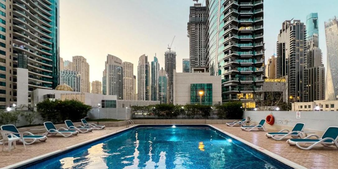 Marina View | Next to Metro | Chiller Free