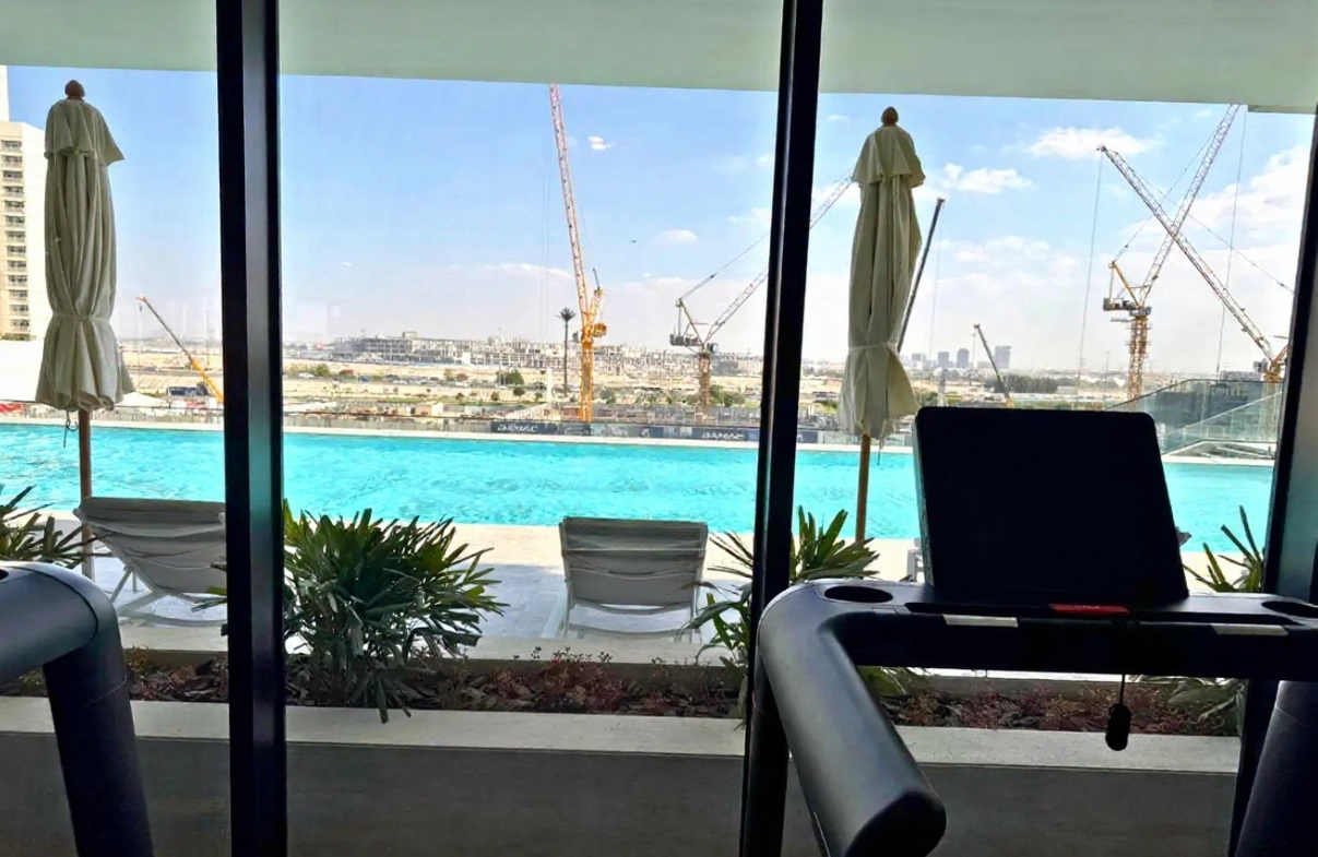 High-Level Unit | Stunning Canal Views | Brand-New