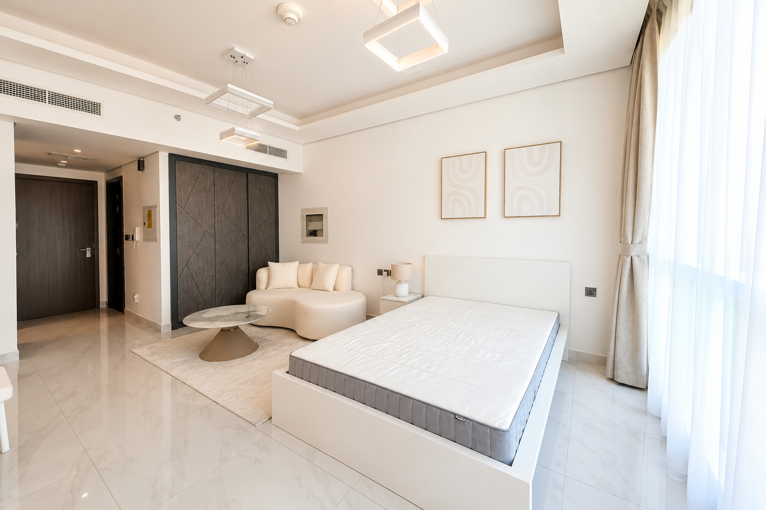 Luxury Living | Golf Course Community | Prime Location