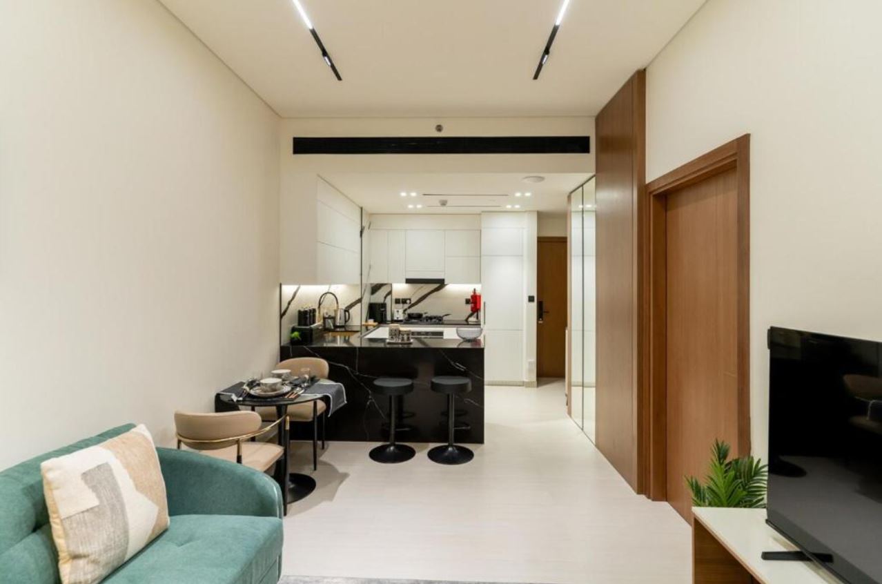 Canal View Residence | Luxury Living | Resort-Style Amenities