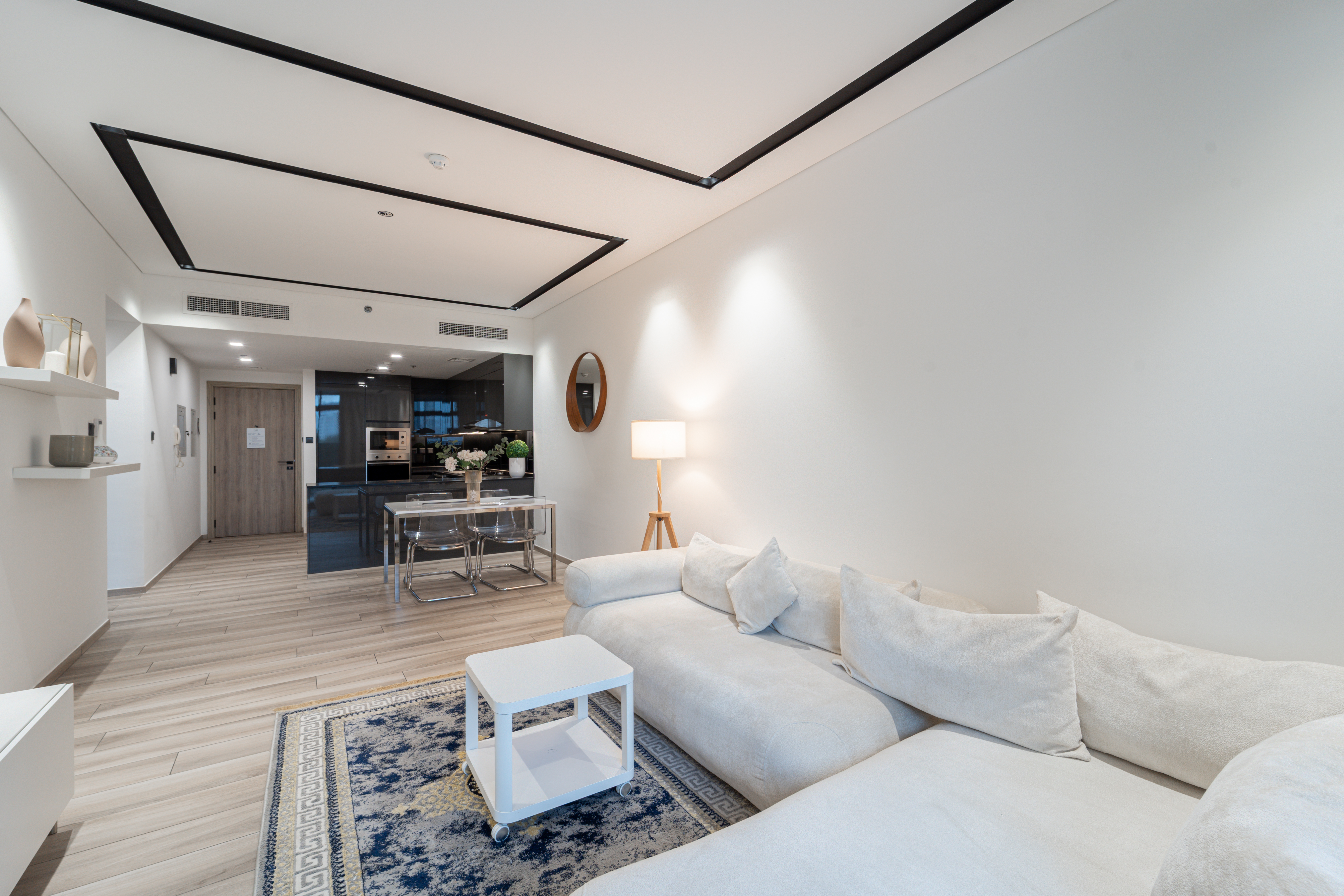 Furnished 1-bed apartment in Nicholas Residence