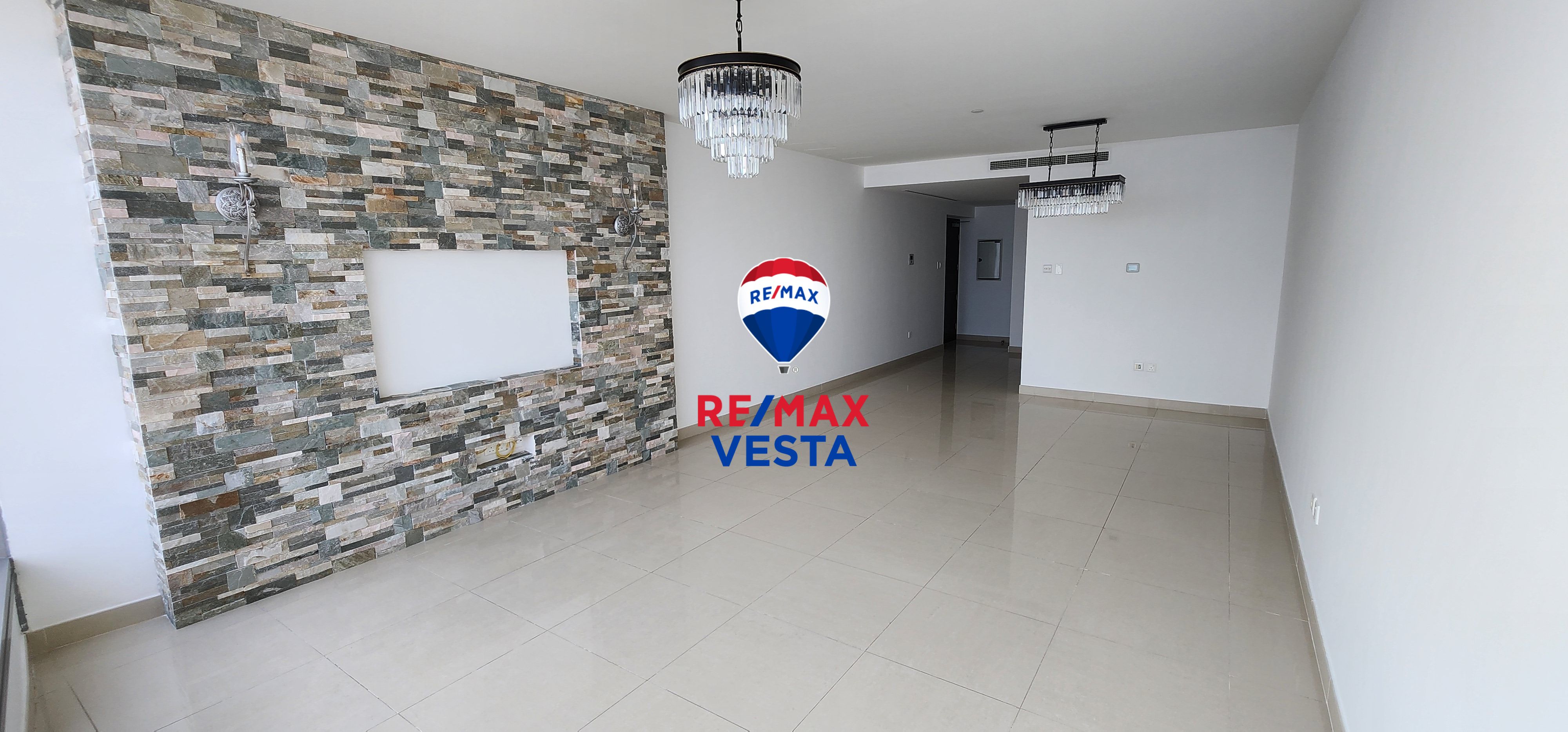 Large Layout | Top Floor W/Sea View | 2 + 1 + Maid Room | Rented Unit