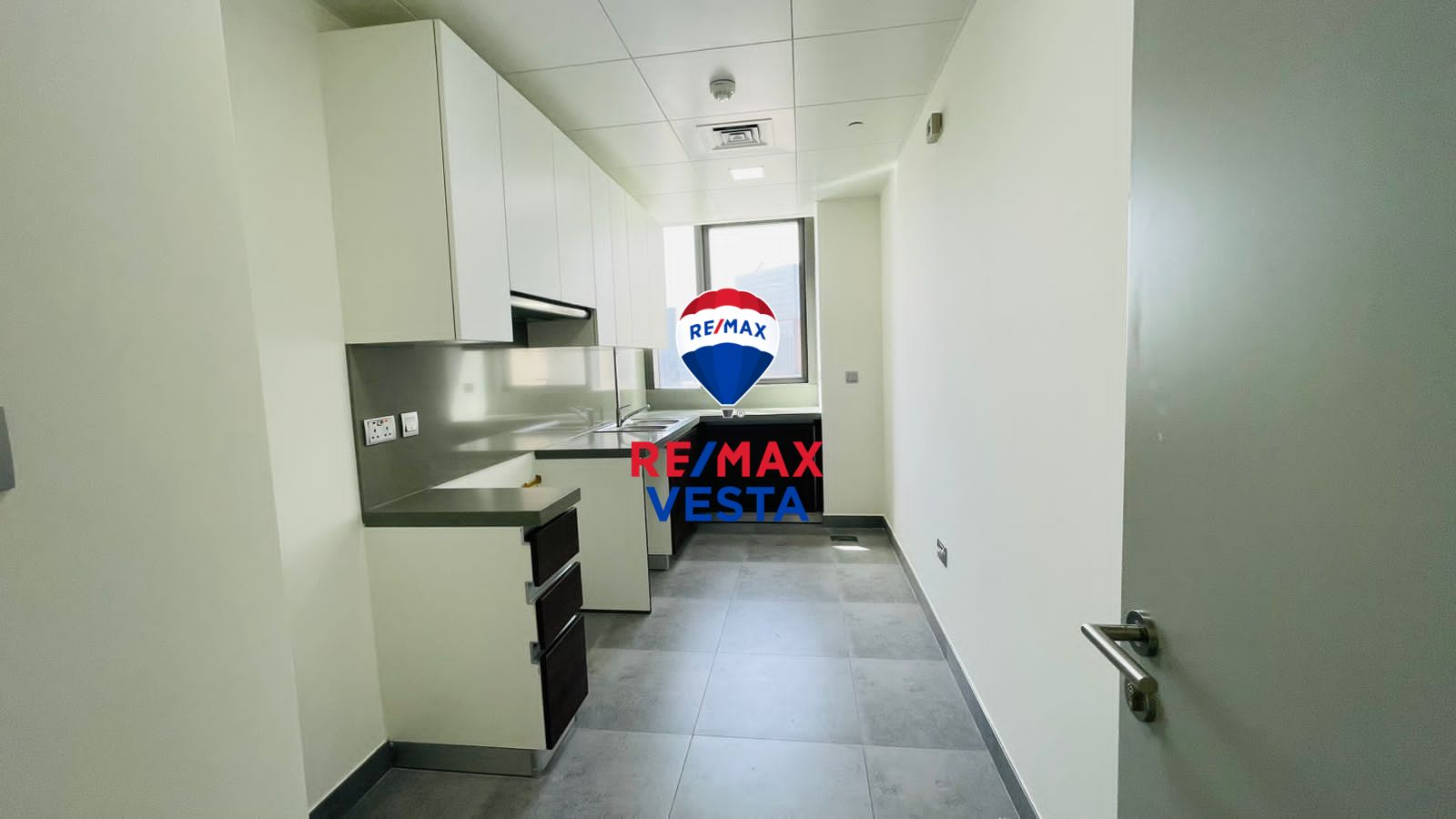 Beautiful Canal View | Maid Room | Balcony | High ROI