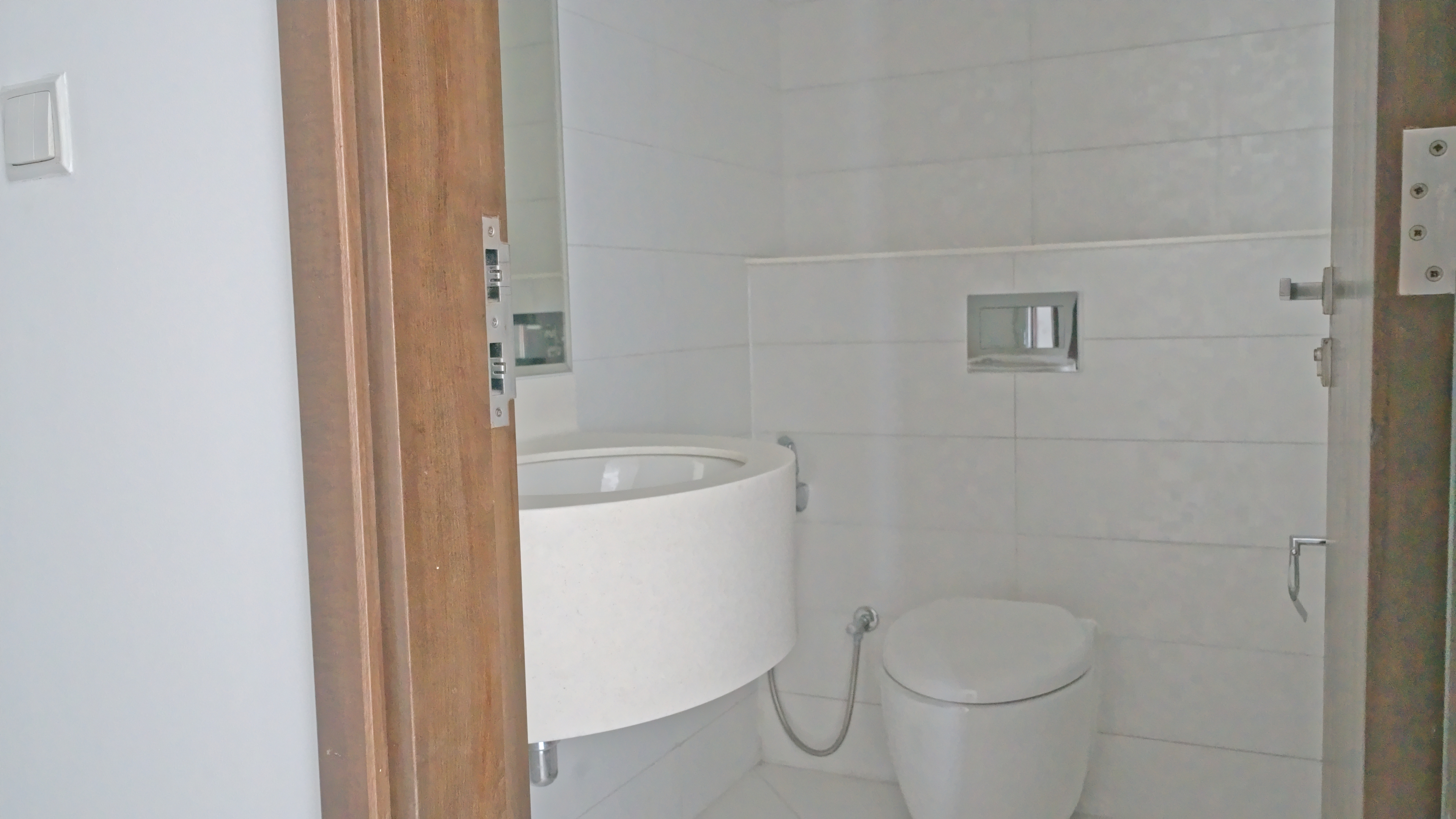 Corner Unit | Elegant 2BHK | Unfurnished | Burj View