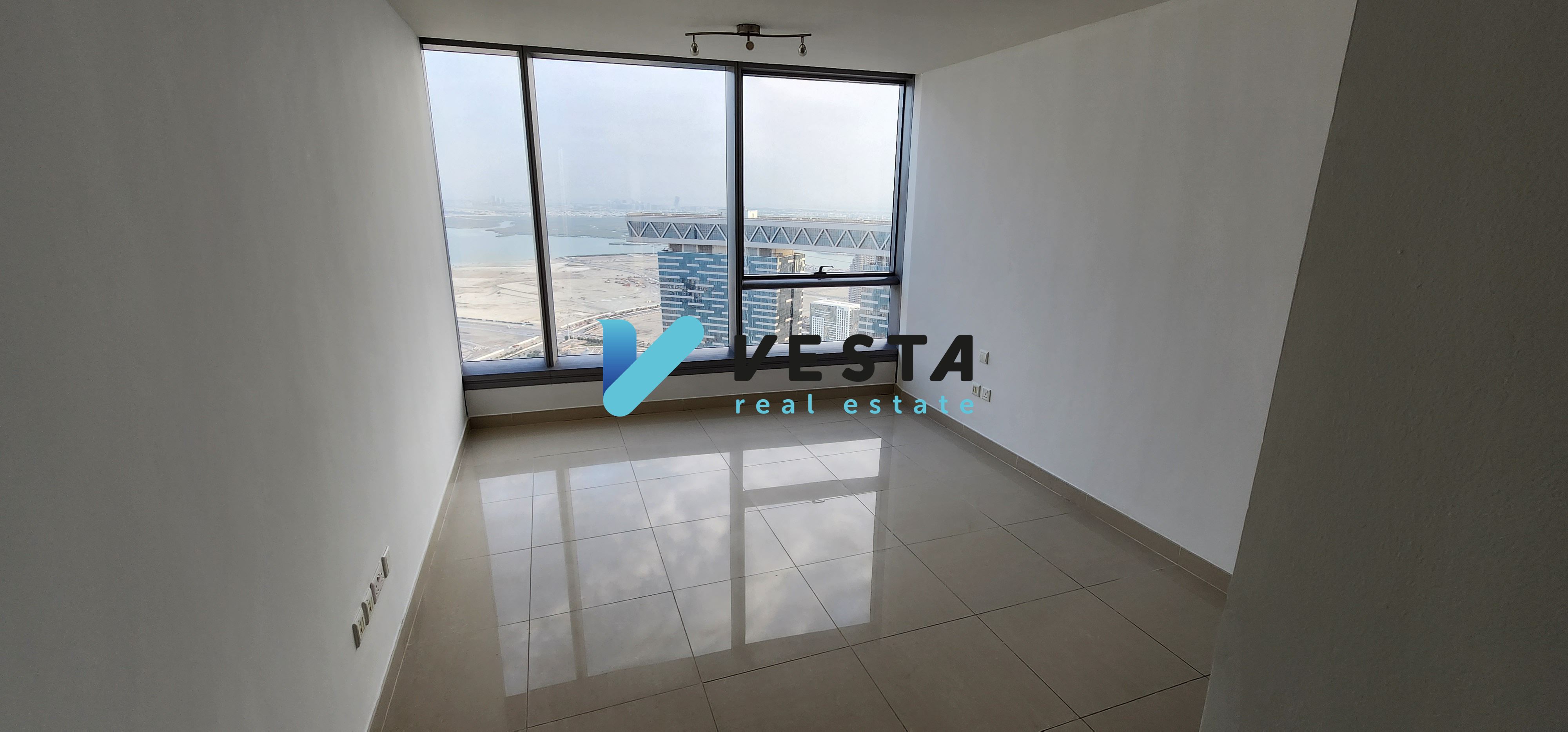 Large Layout | Top Floor W/Sea View | 2 + 1 + Maid Room | Rented Unit