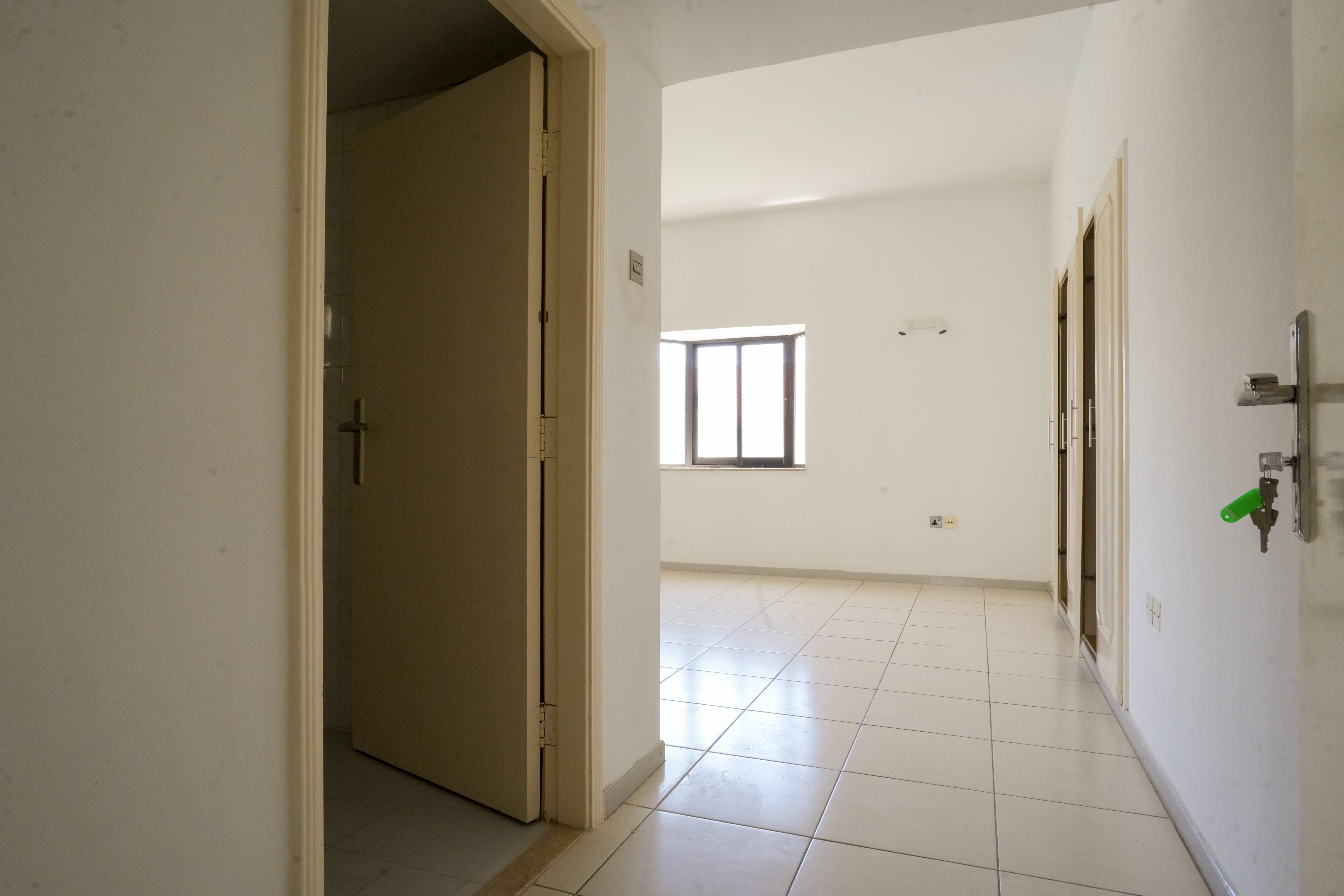 Spacious 4BR + Maid Villa | Gym | Pool | Ready to move | Jumeirah 3