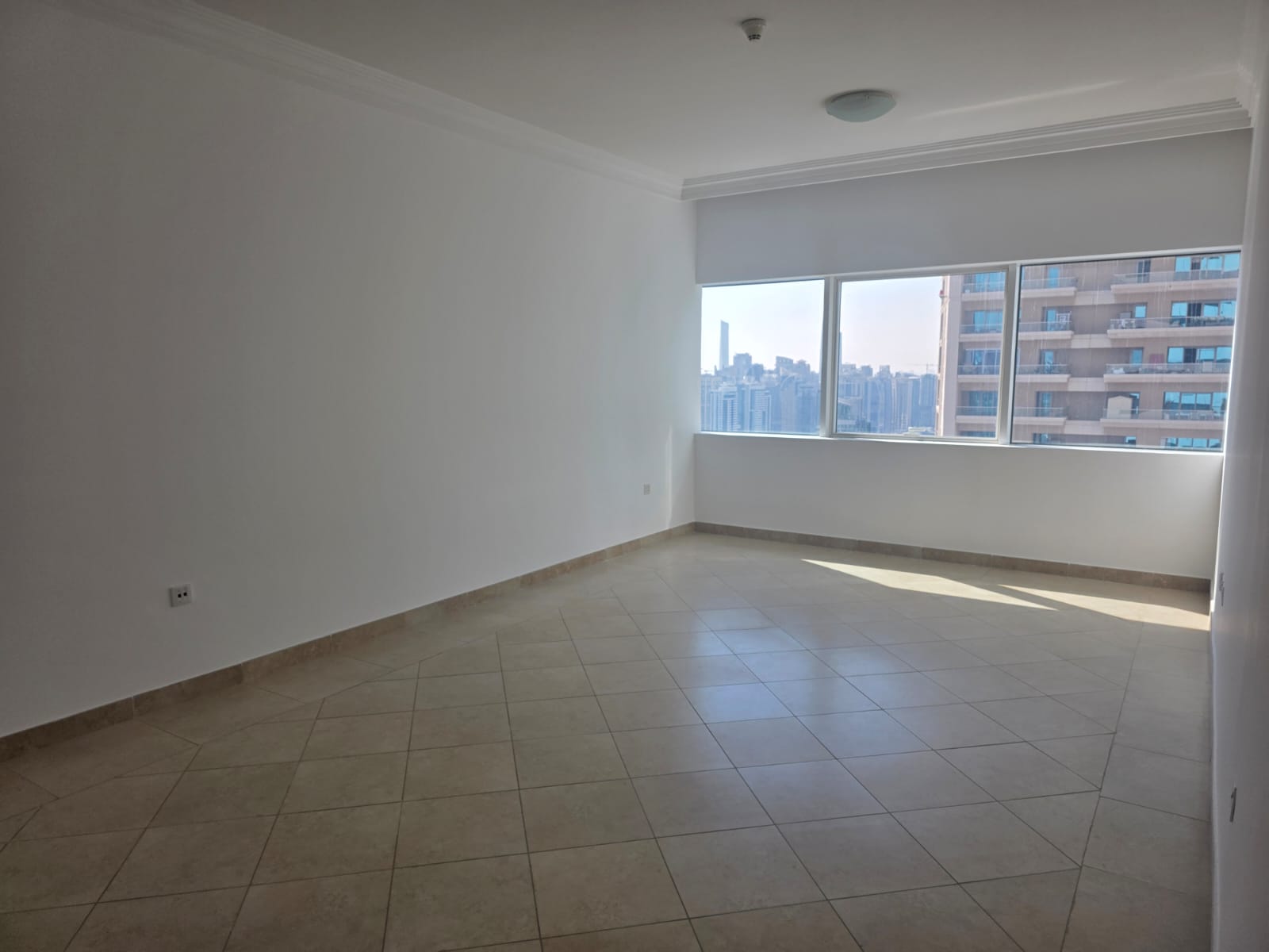 Marina View | High Floor | Chiller Free