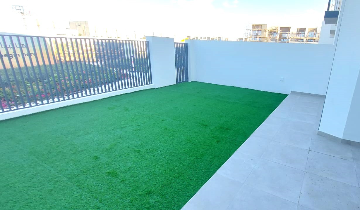 Specious layout | Close to amenities | Maid's room