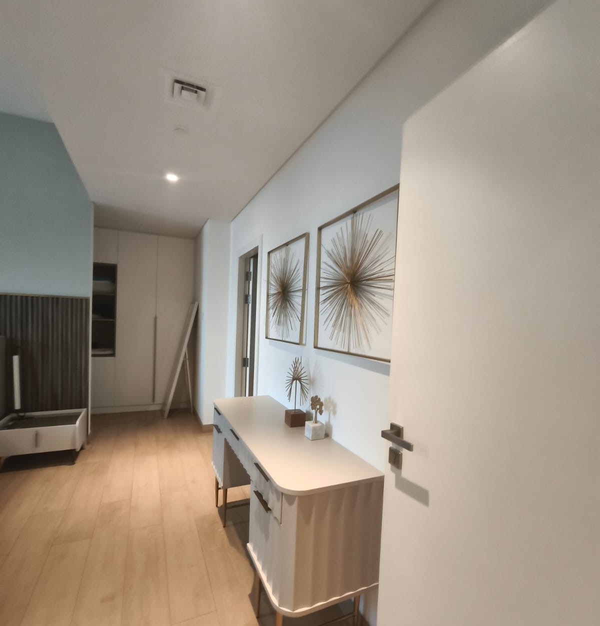 12 Cheques | Elegant Waterfront Living | Fully Furnished | Ready to Move