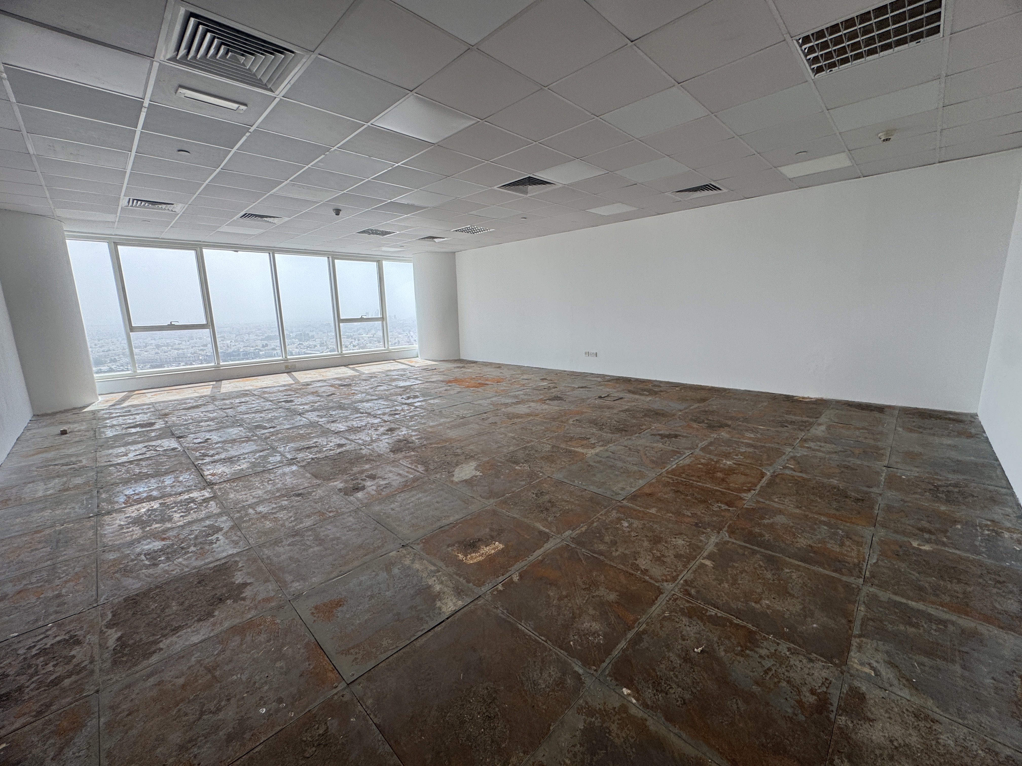 Spacious Office | Ready to Move-in | Churchill Towers
