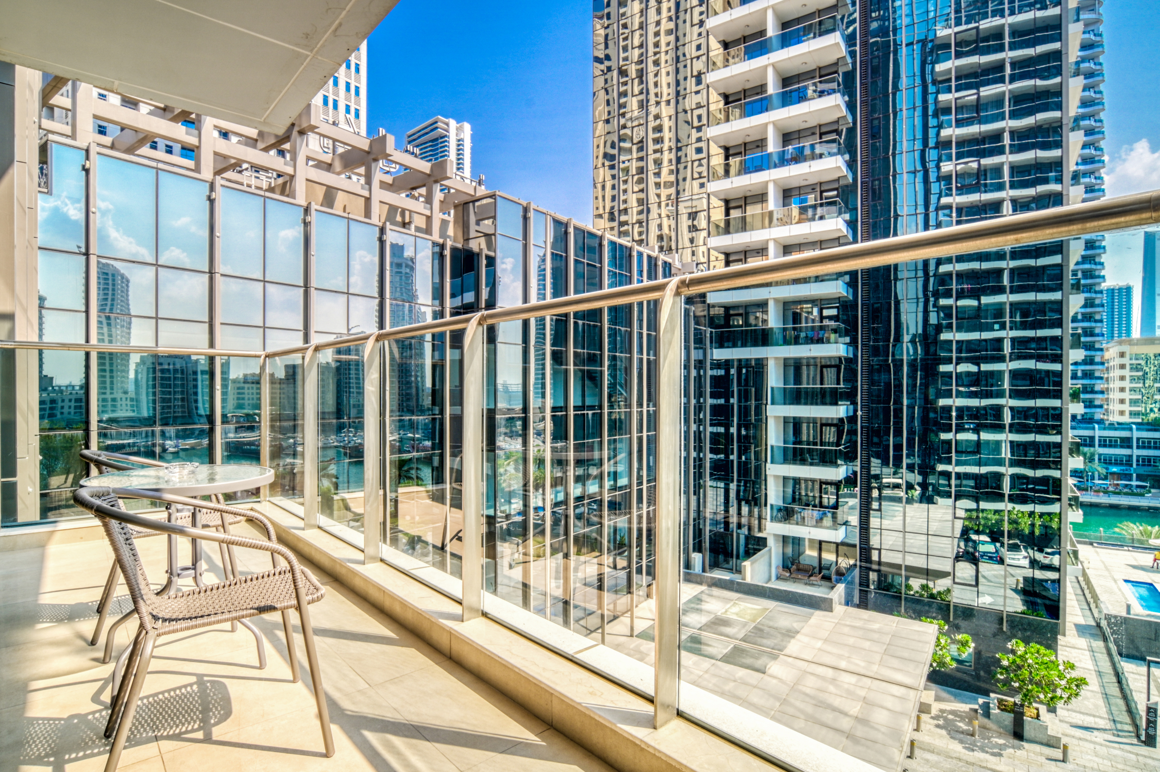 VACANT UPON TRANSFER | MARINA VIEWS | URGENT SALE — Photo 10