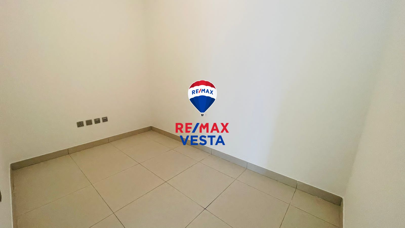 Beautiful Canal View | Maid Room | Balcony | High ROI