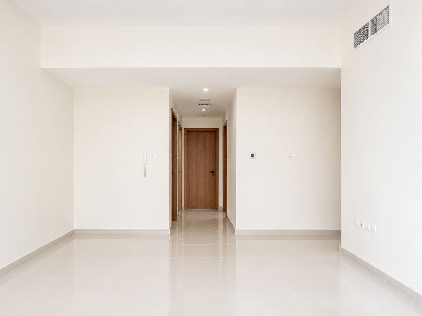 Well Maintained 1BHK | Balcony | Closed Kitchen