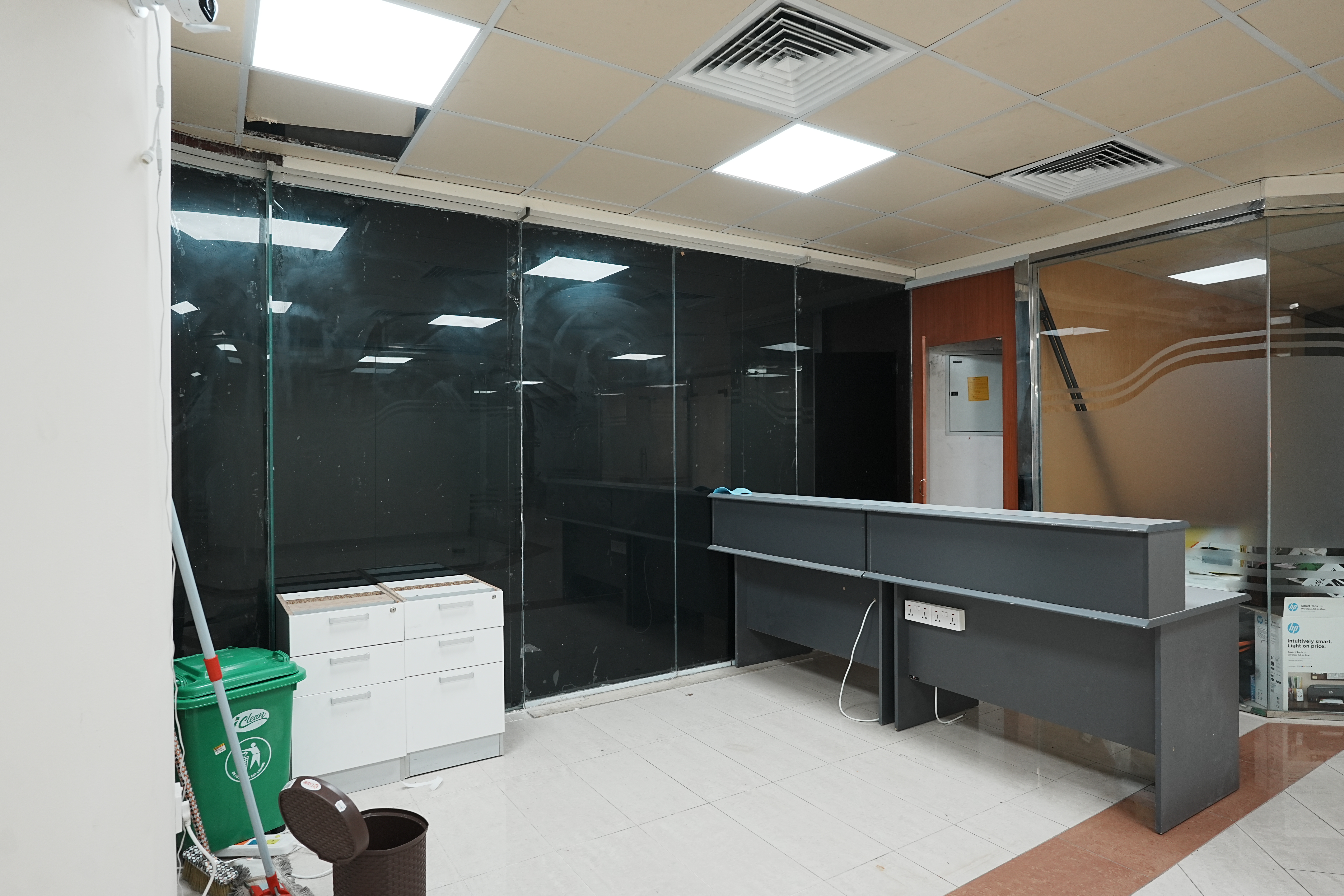 Fully Furnished Office | Prime Diera Location | Ready to Move In | Near Metro Access