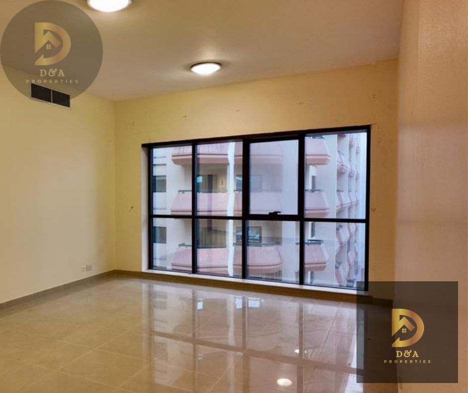 Exclusive 4 Bedroom Apartment in Golden Sands 9, Al Mankhool, Bur Dubai | NO COMMISSION