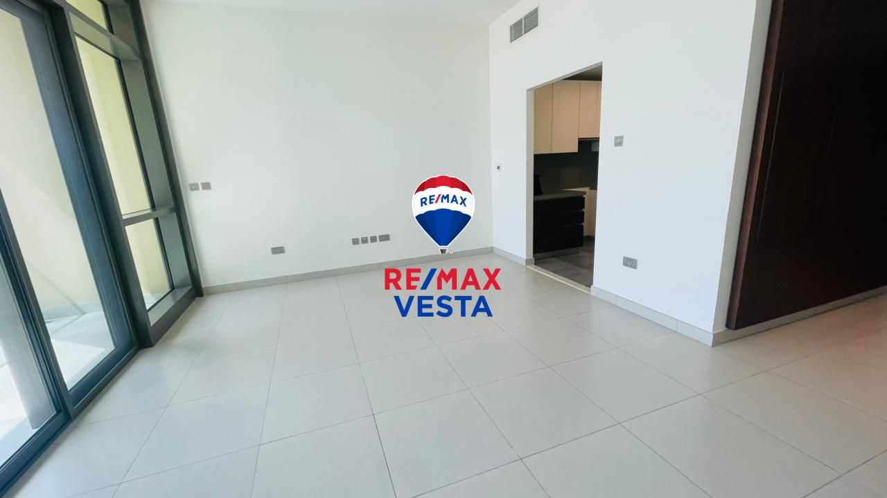 Mid Floor | Canal View | Balcony | Ample Layout | Amenities
