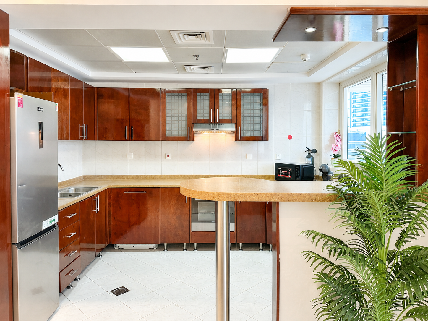 Modern Marina Residence | Private Balcony | Vacant