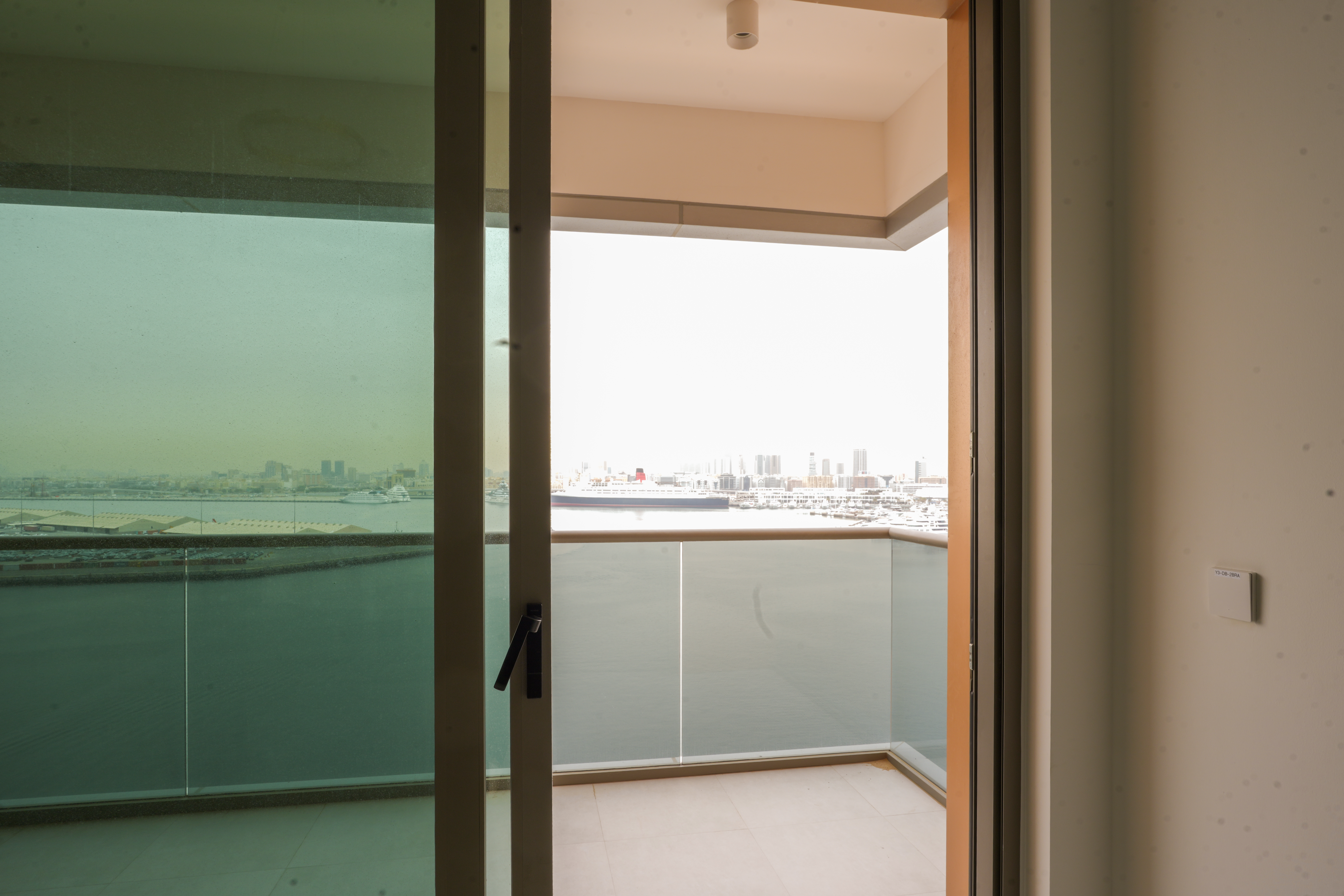 Clean & Spacious | Unfurnished Apartment | Direct Sea View