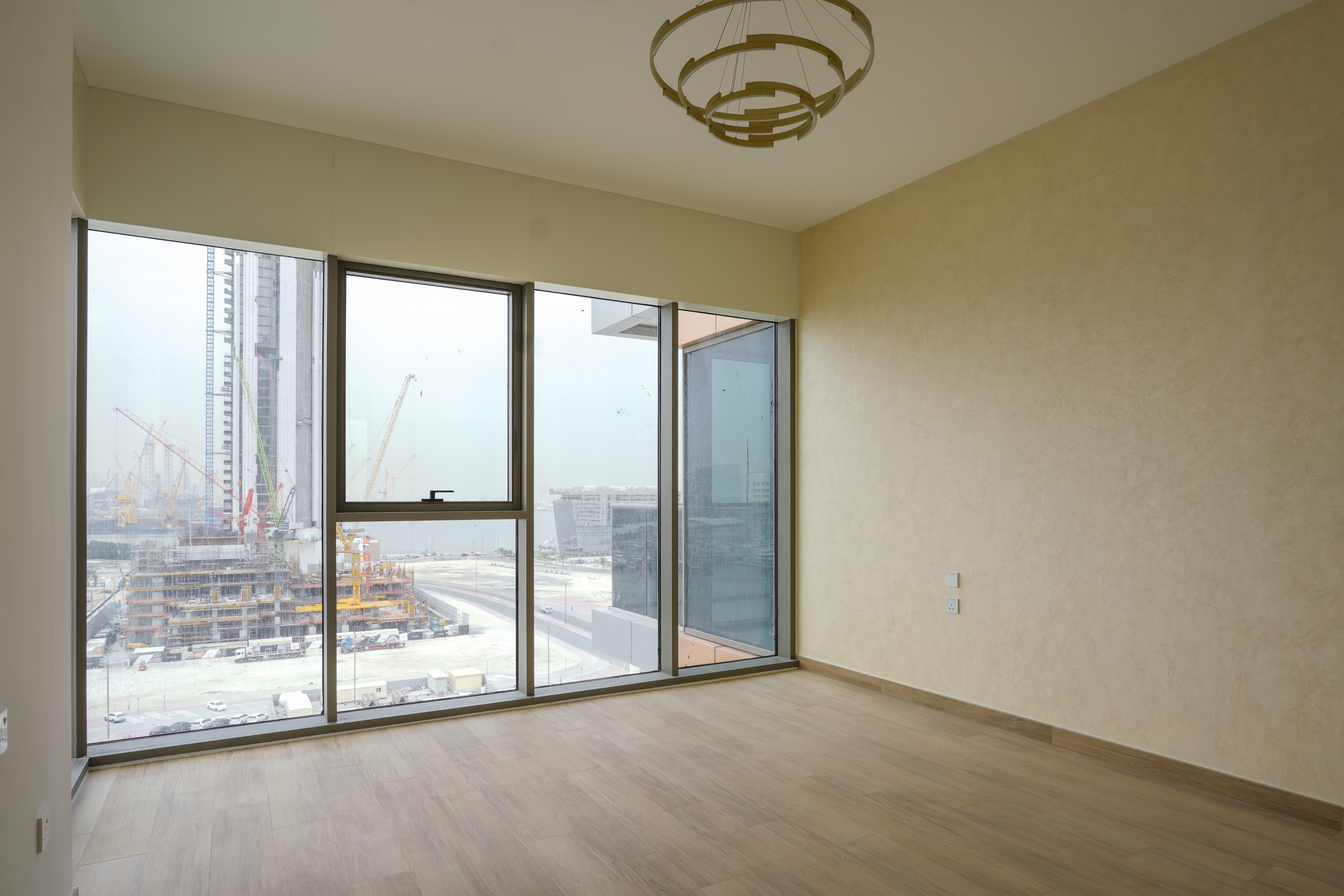 Clean & Spacious | Unfurnished Apartment | Direct Sea View