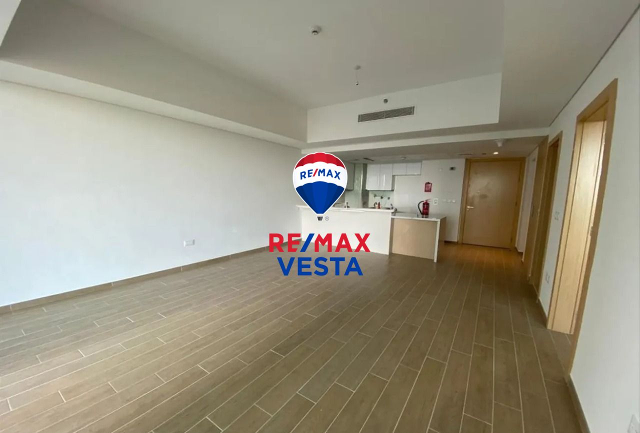 Ready to move in | Partial Sea and Golf View | Premium Location