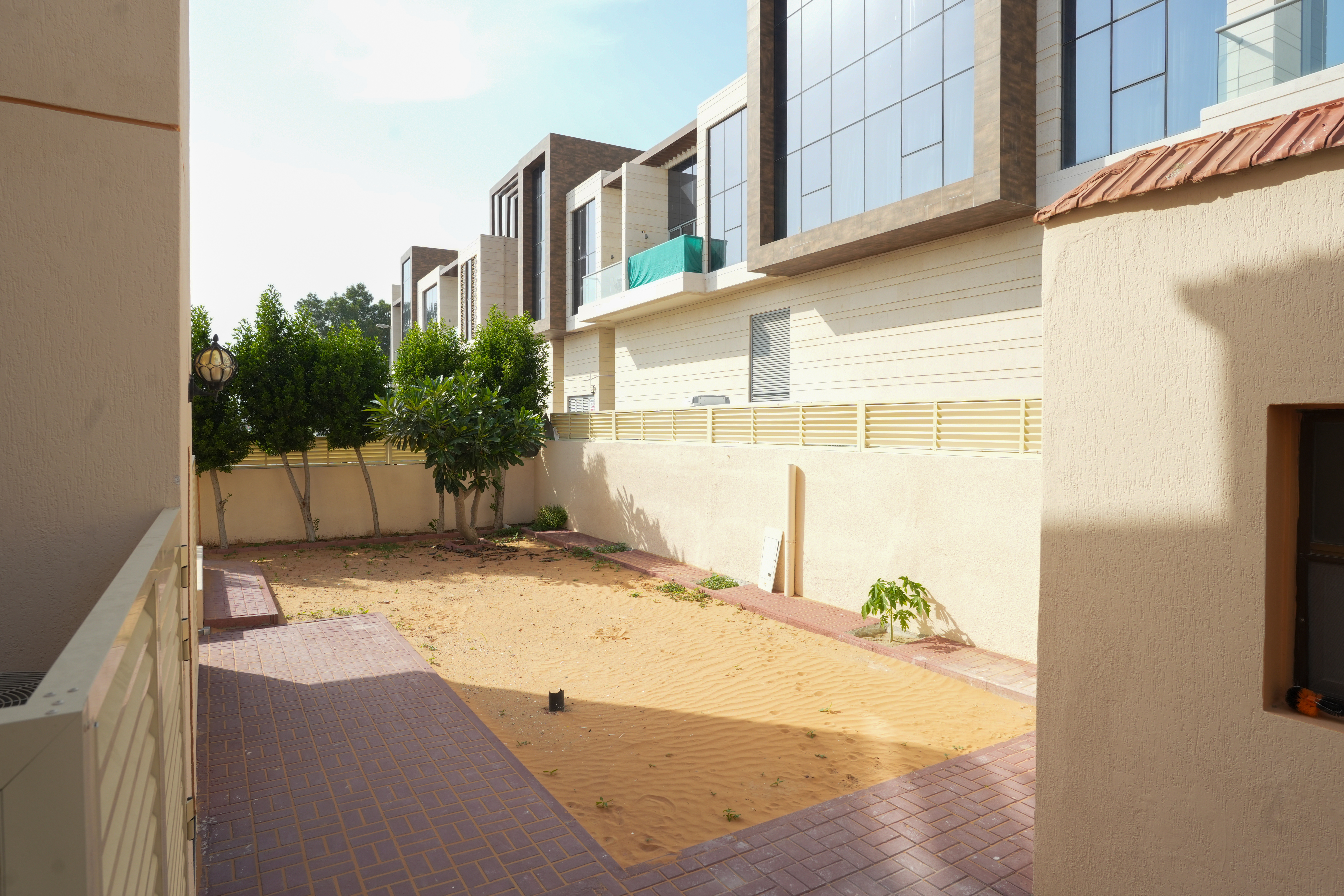 Fully Renovated 4BR + Maid Villa | Private Garden | Ready to Move | Jumeirah 3