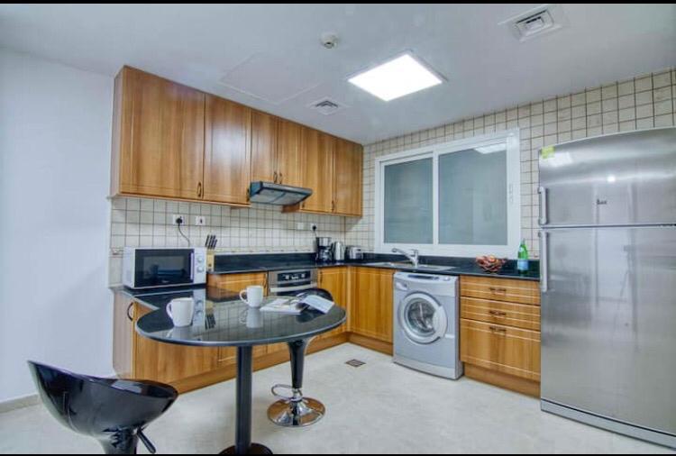 Well Maintained | Spacious Layout | High Floor | Sea View