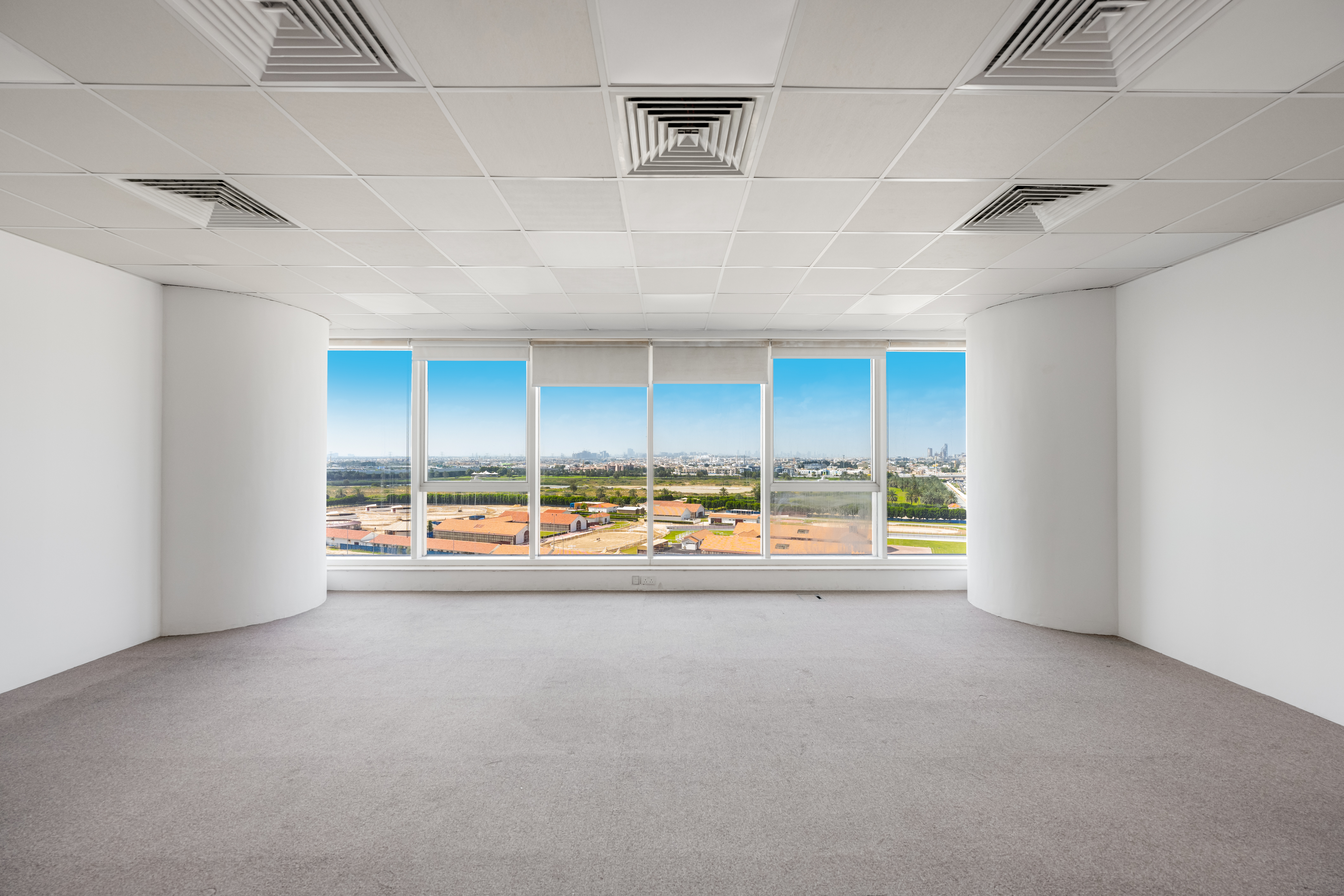 Office with Natural Light | Vacant | Great Accessibility