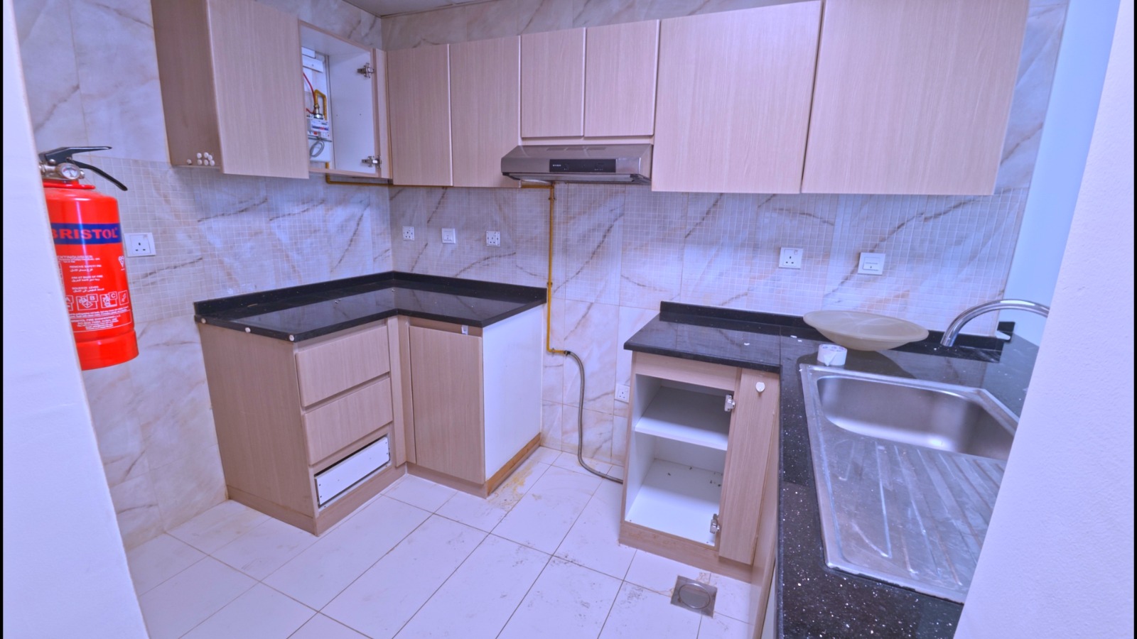 Bright 1BR | Unfurnished | Well Maintained | Ready to Move In