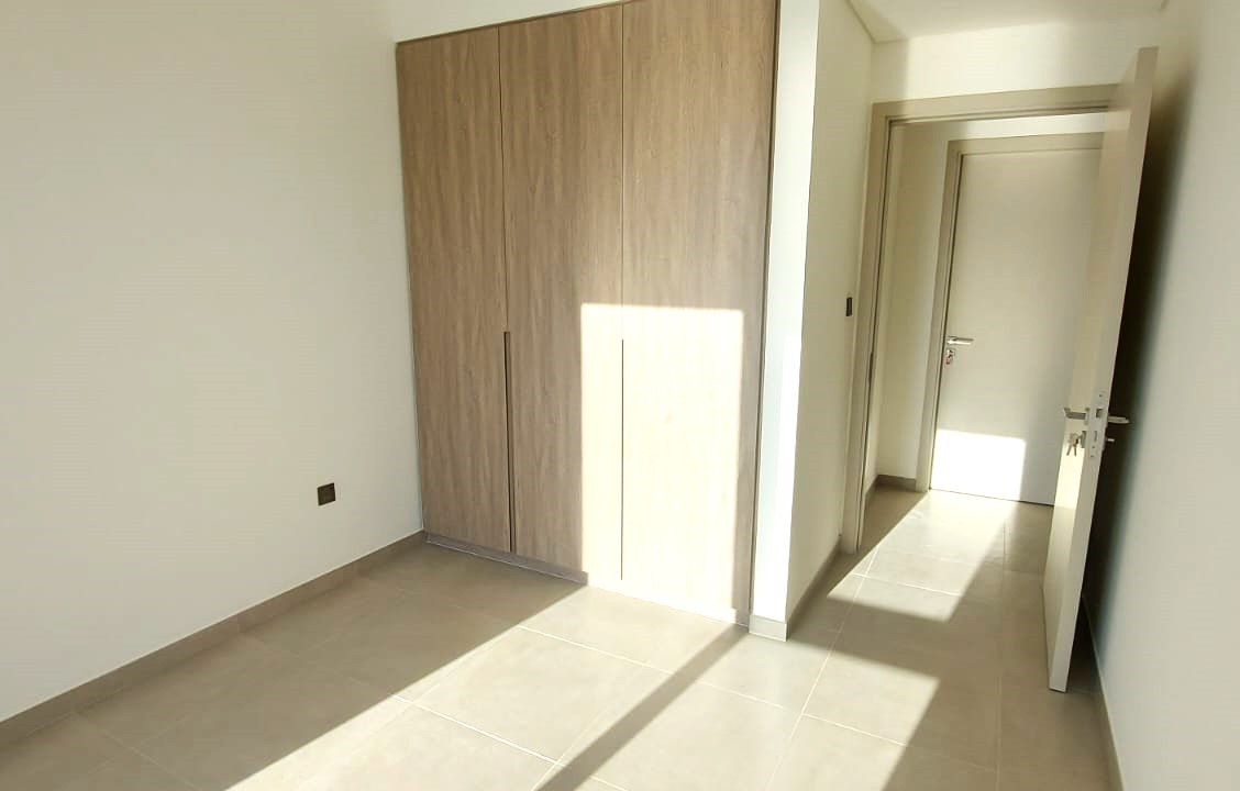 Specious layout | Close to amenities | Maid's room