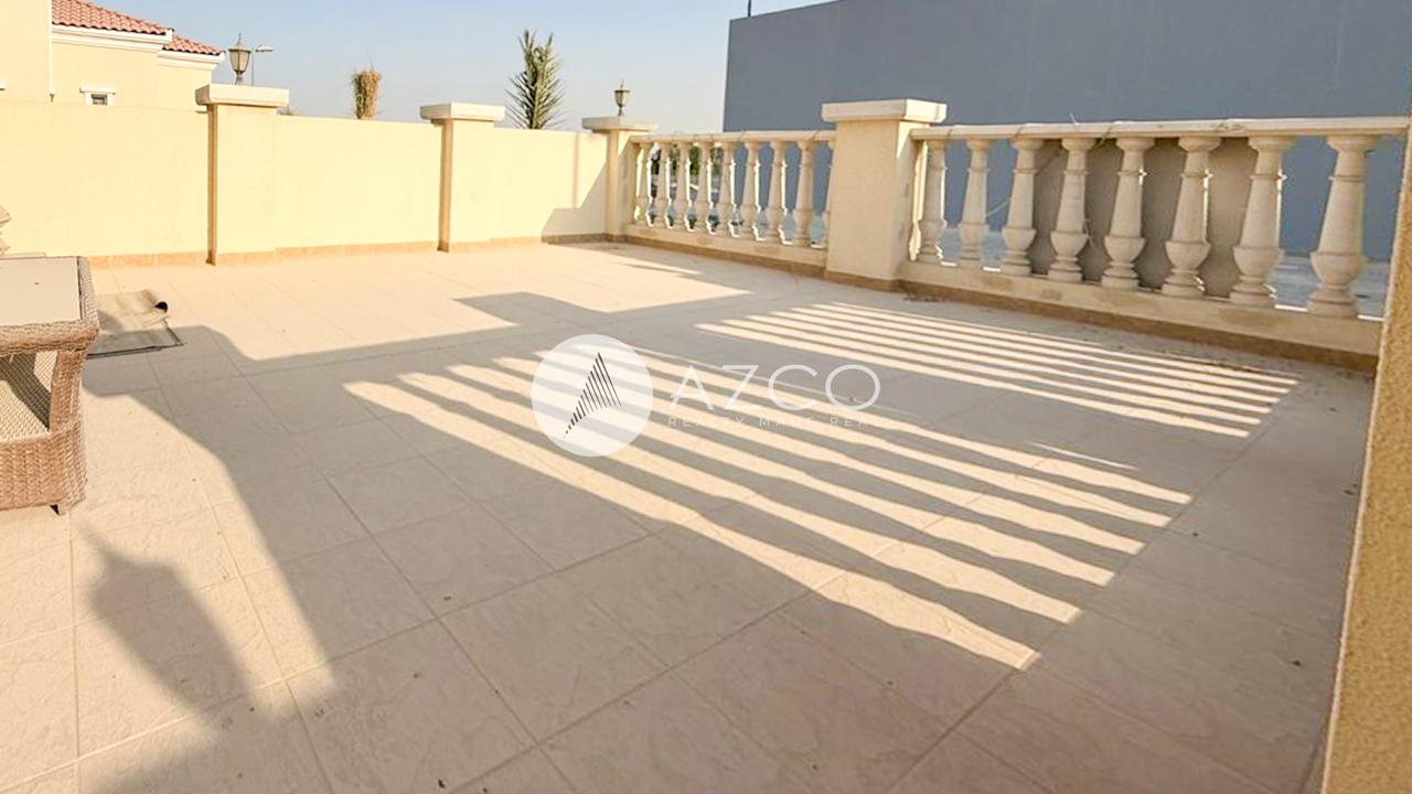 SPECIOUSE BRIGHT VILLA | PRIVATE GARDEN | NEAR PARK